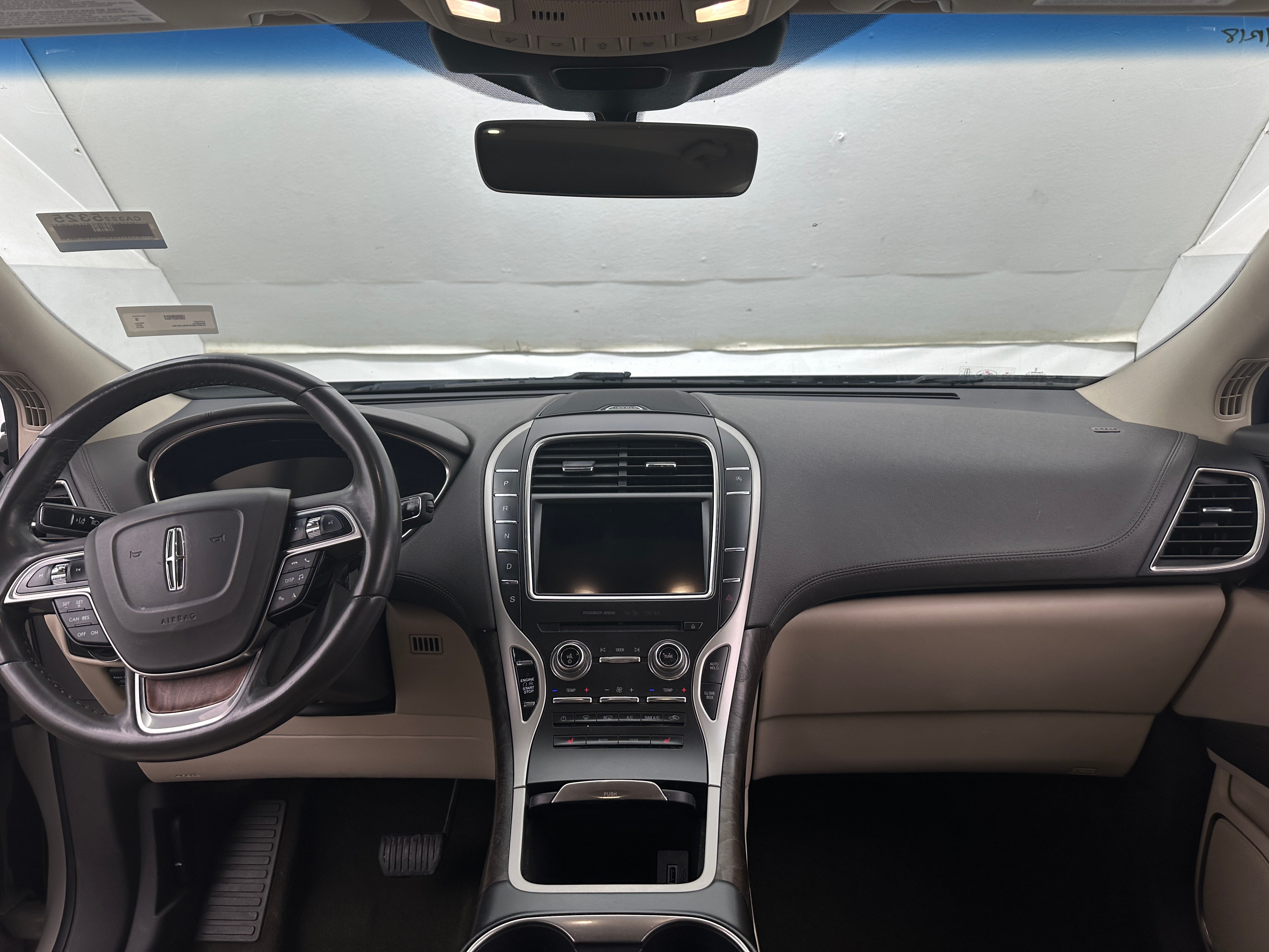 2019 Lincoln Nautilus Select 2