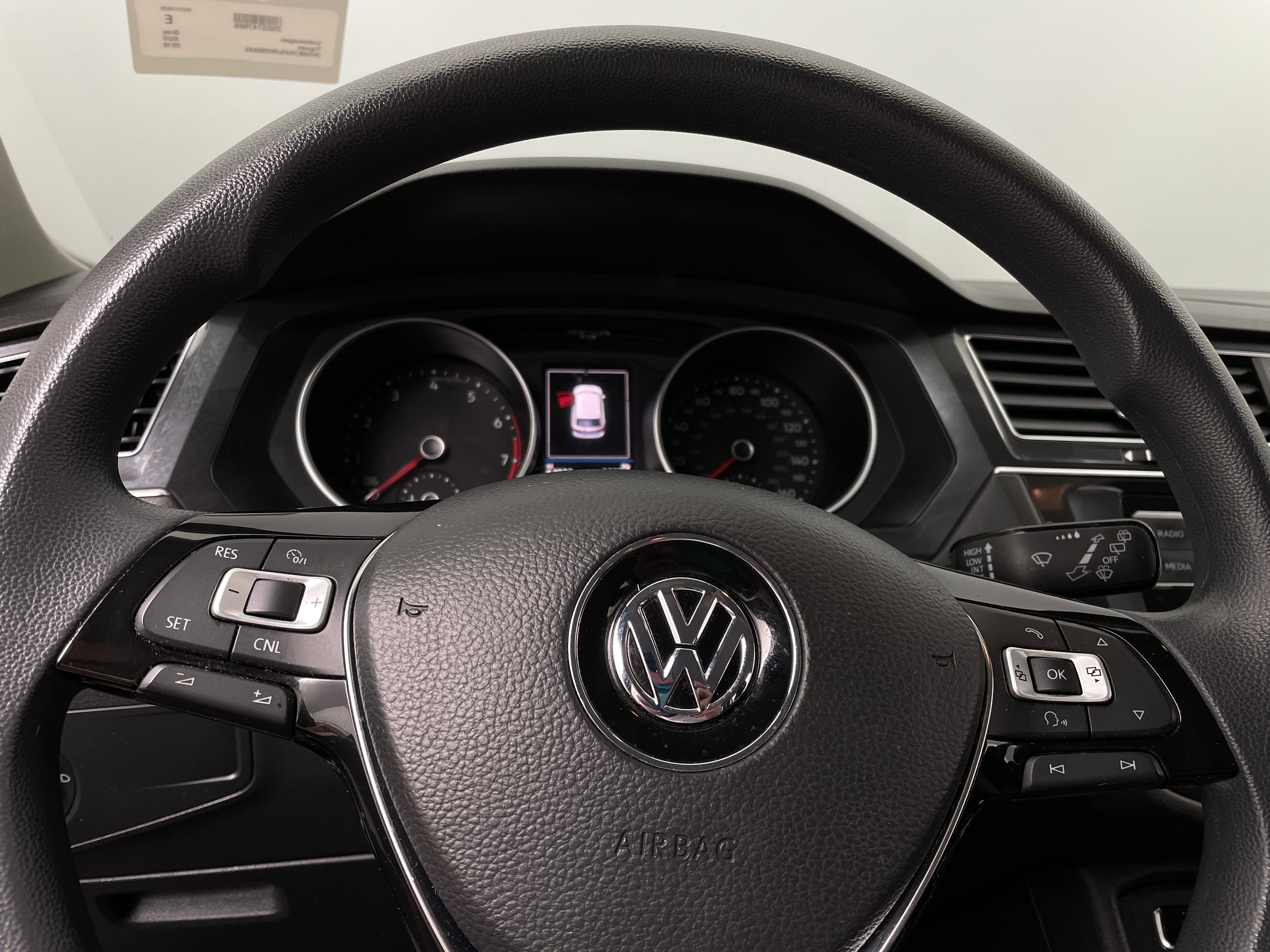 2018 Volkswagen Tiguan 2.0T 5