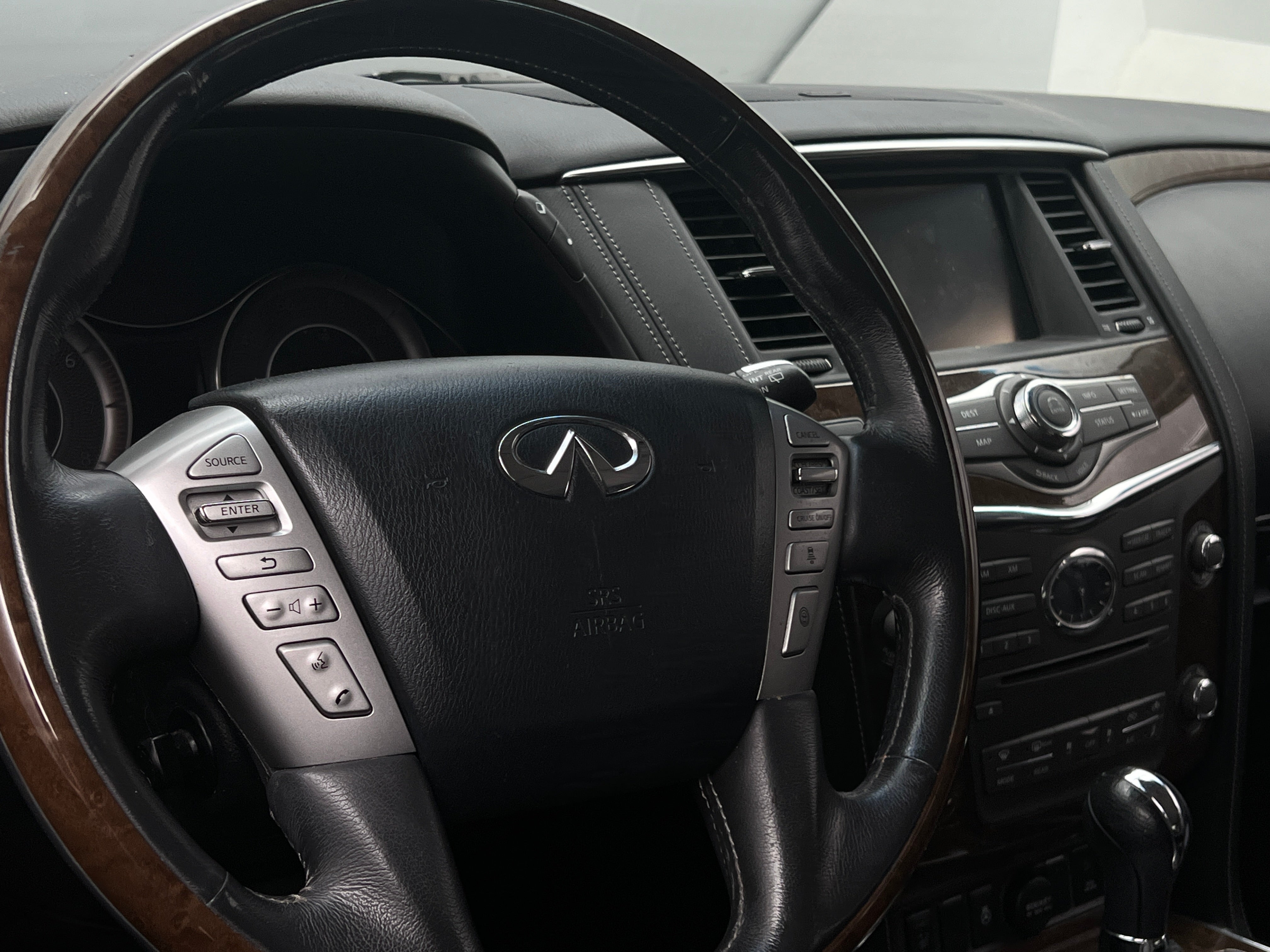 2017 INFINITI QX80 Base 4