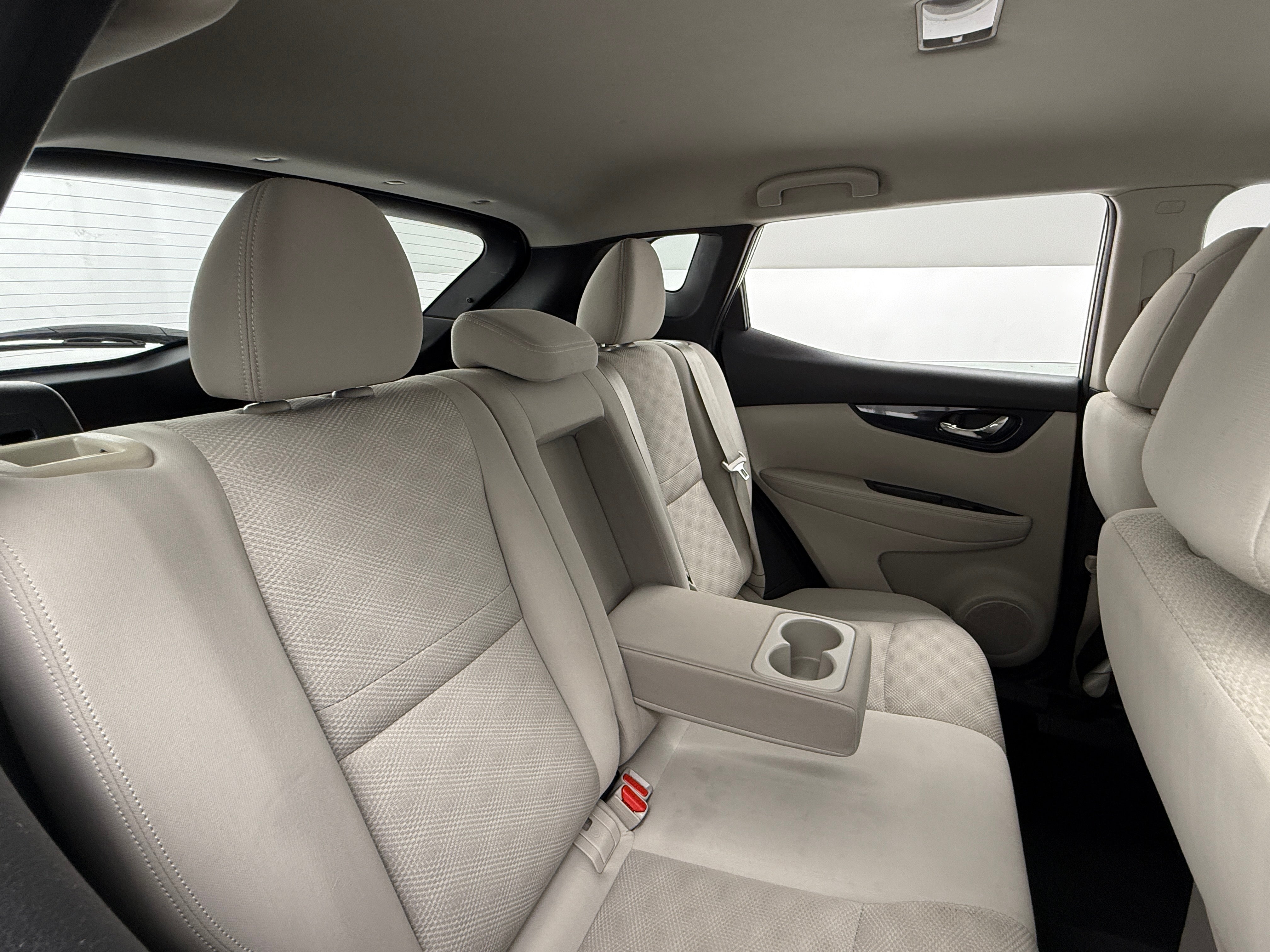 2018 Nissan Rogue Sport SV 6