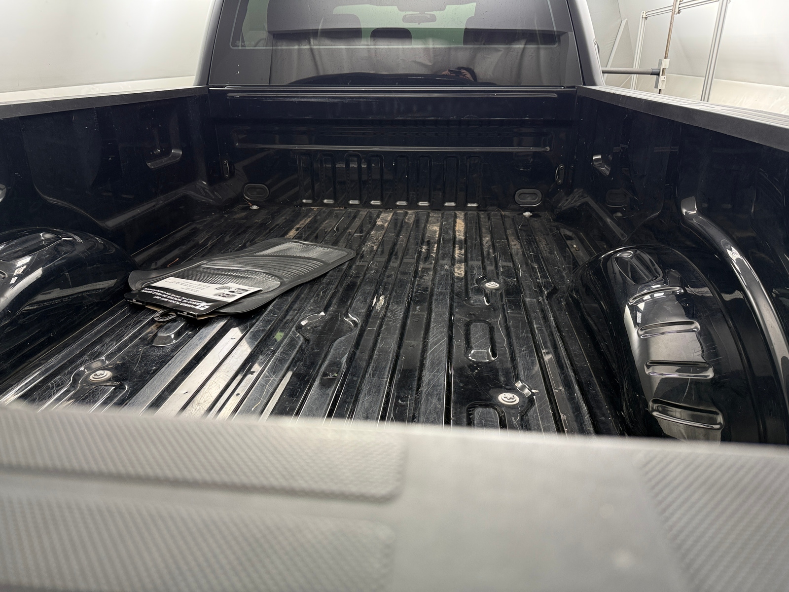 Thumbnail: 2022 Ford Econoline - 6