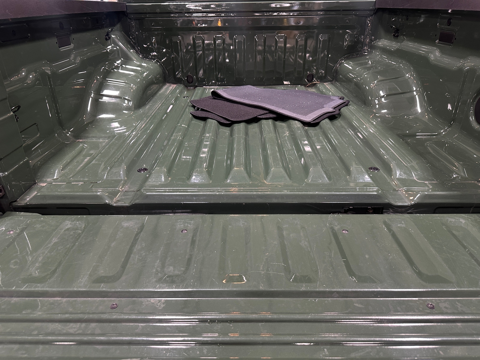 Thumbnail: 2024 Nissan Frontier - 7