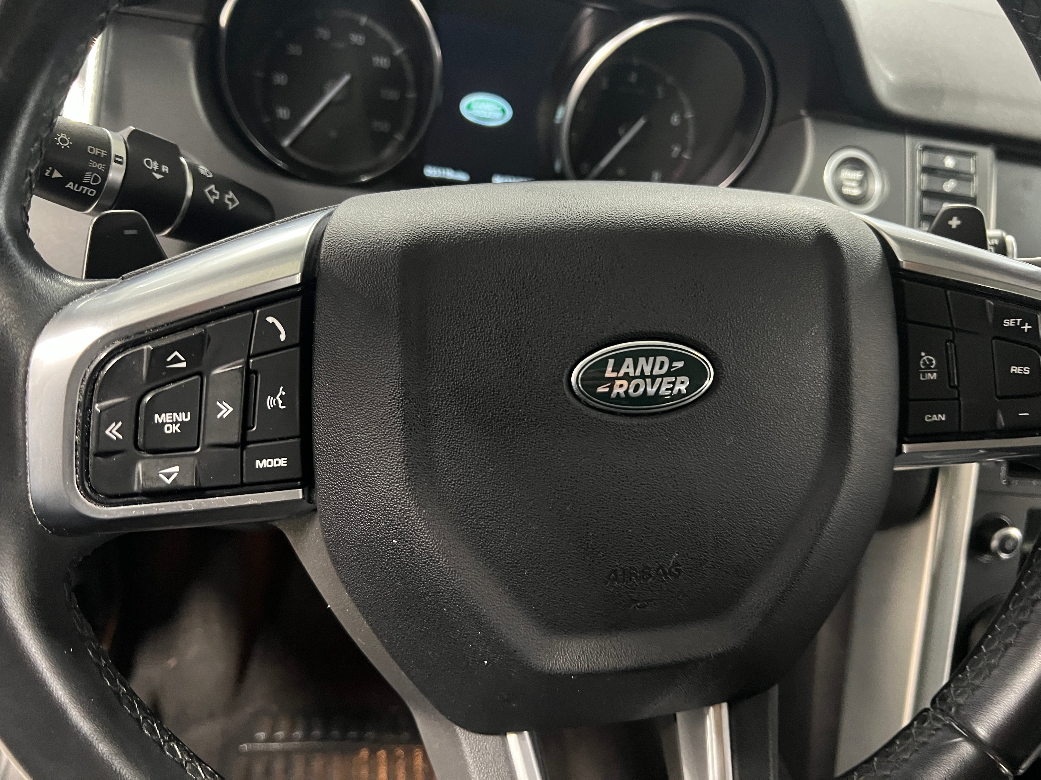 2019 Land Rover Discovery Sport SE 4