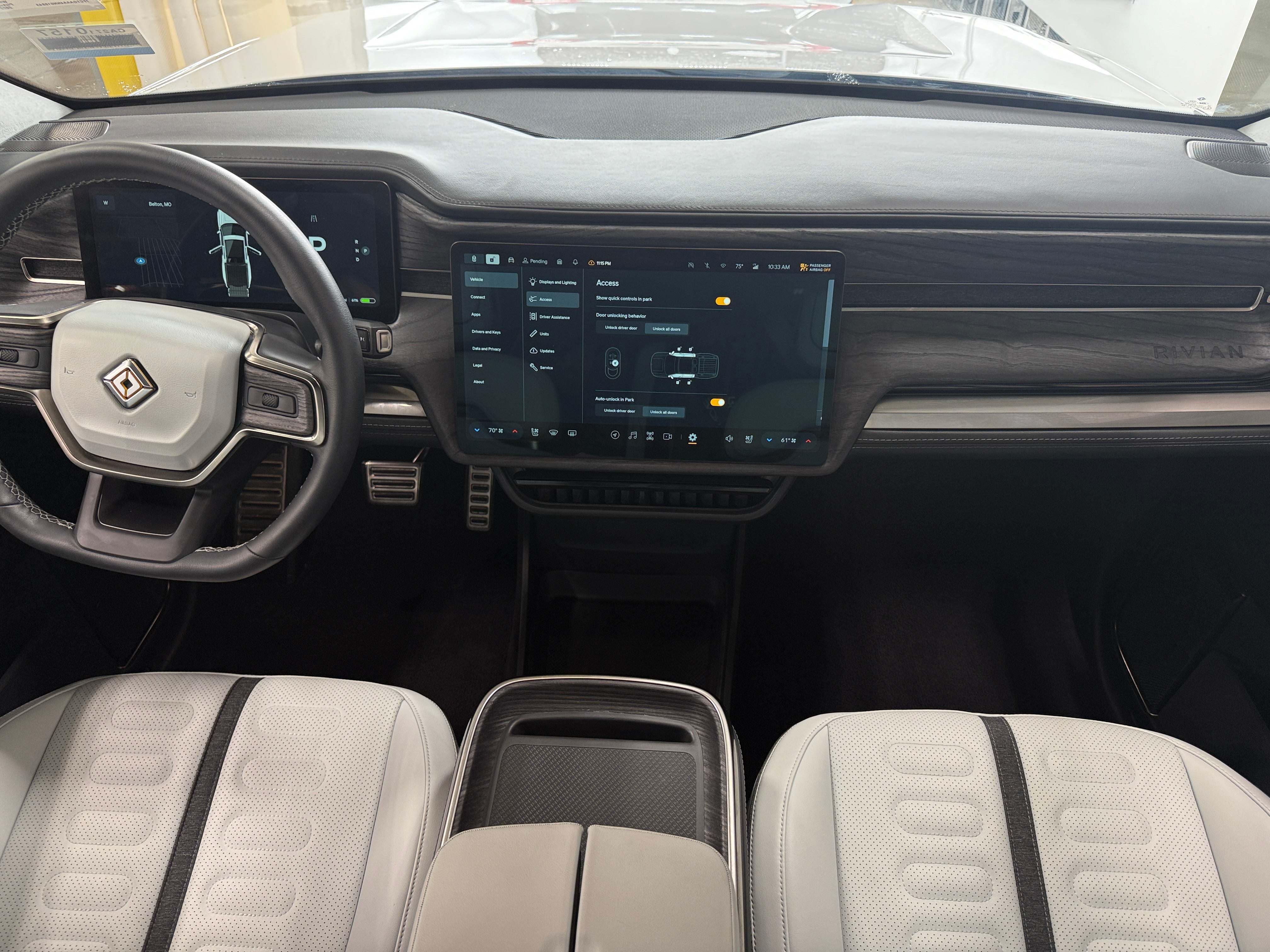 2022 Rivian R1T Adventure 2