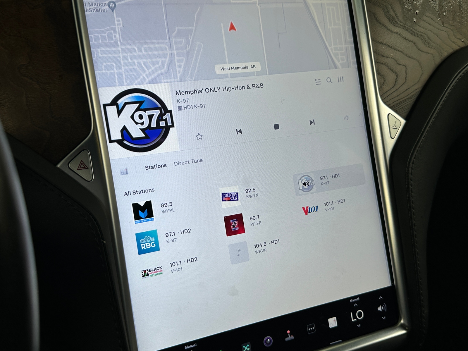 Thumbnail: 2017 Tesla Model X - 3