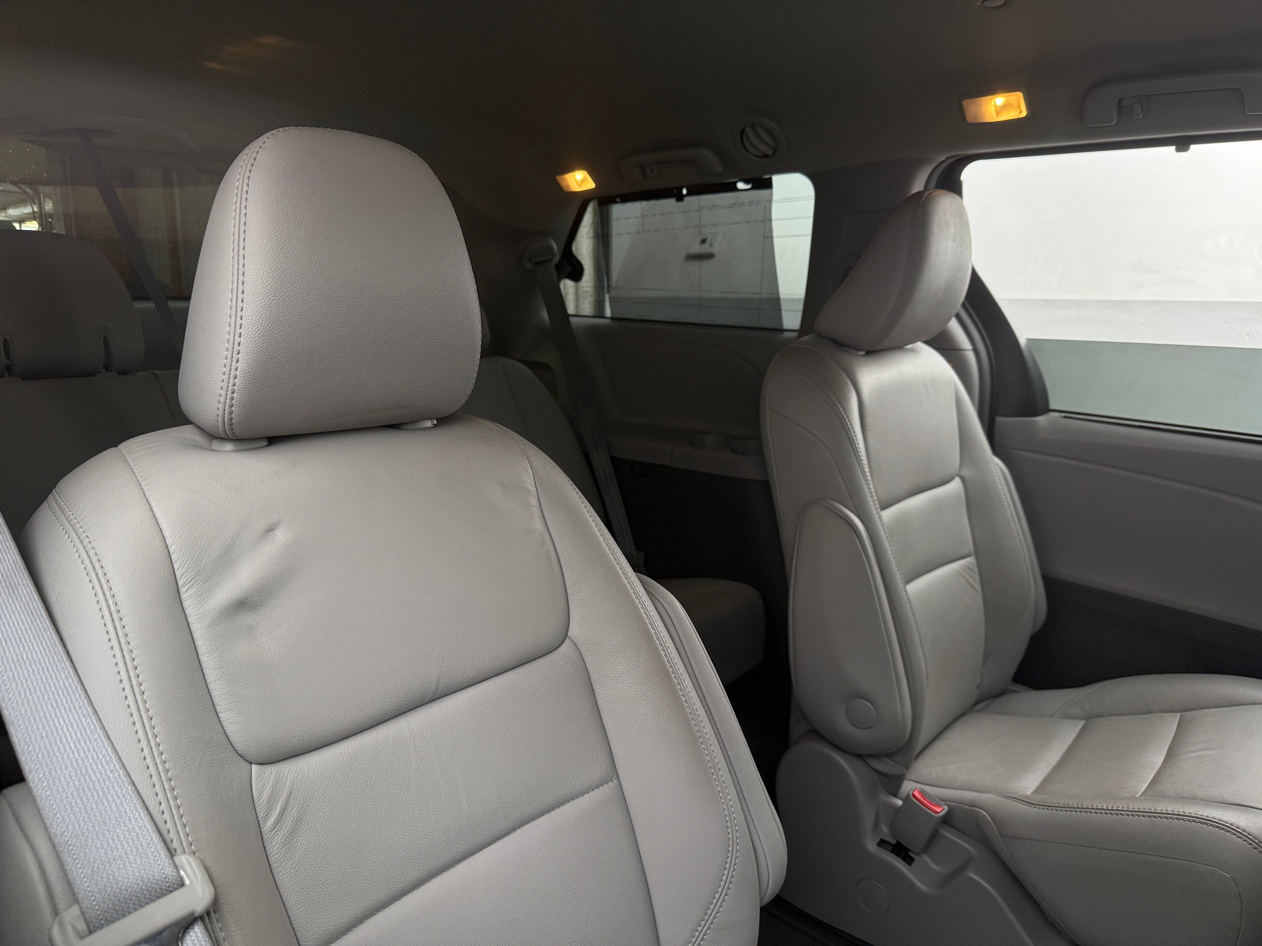 2019 Toyota Sienna XLE Premium 5