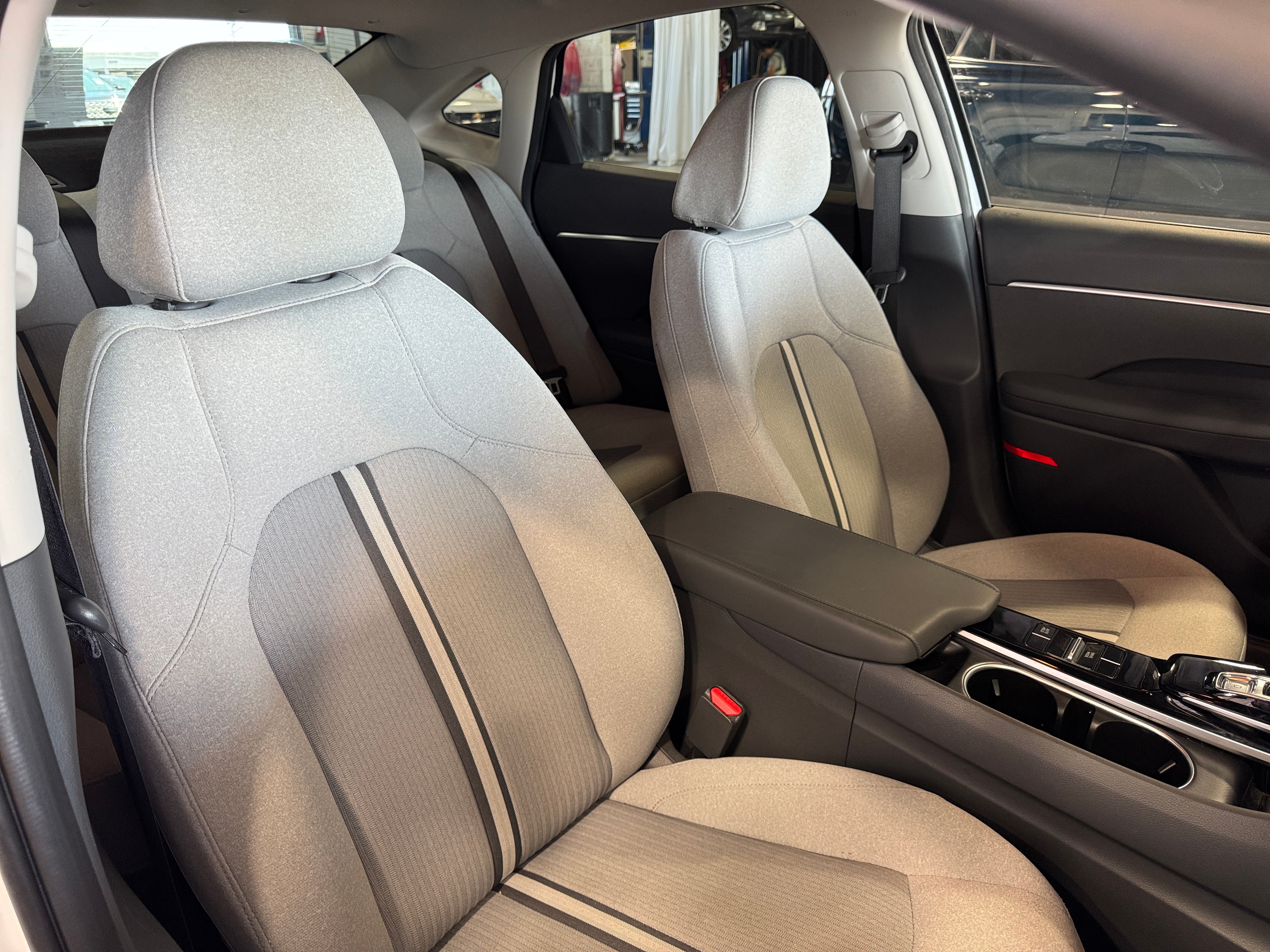 2021 Hyundai Sonata SE 2