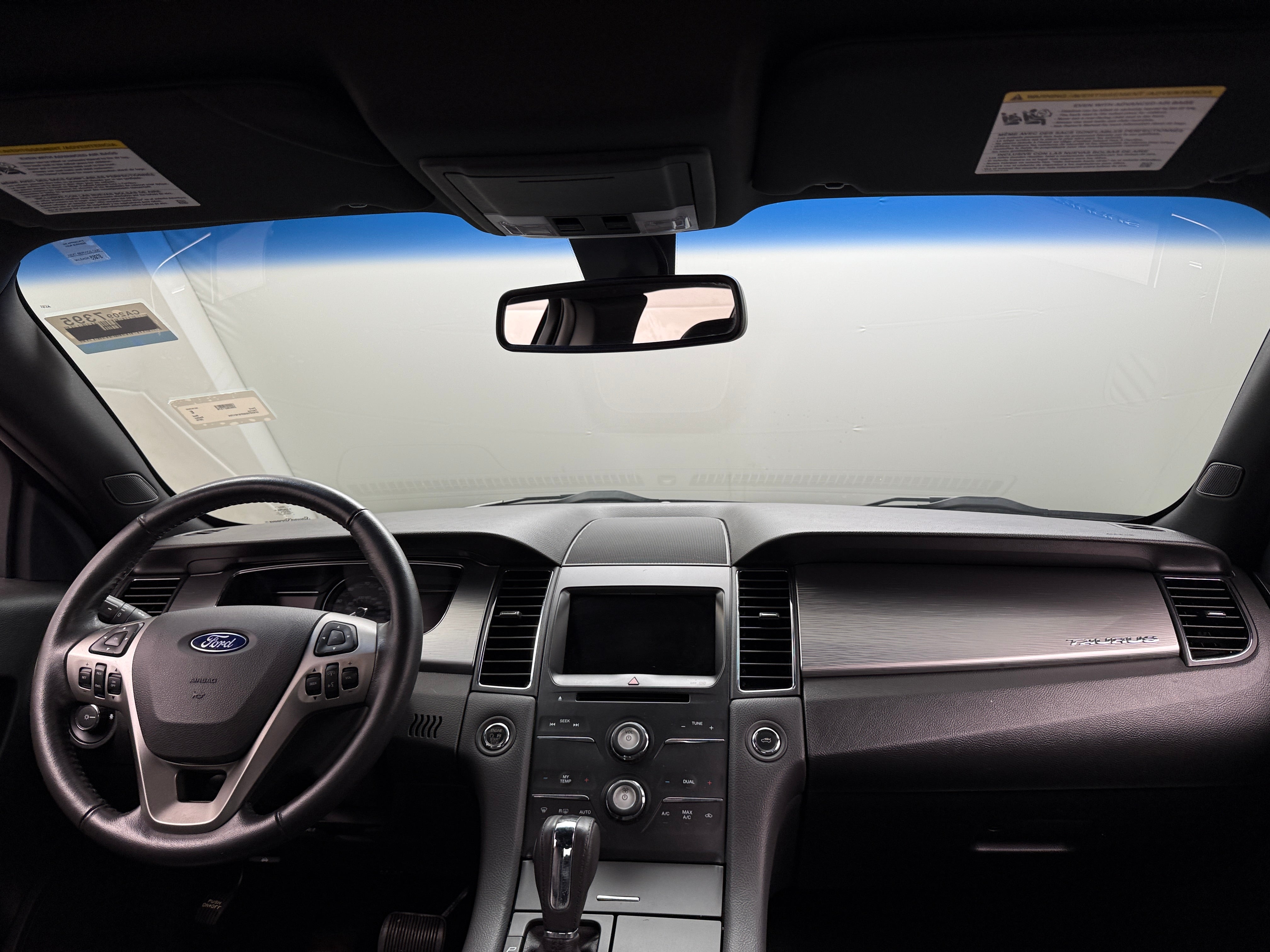 2015 Ford Taurus SEL 3