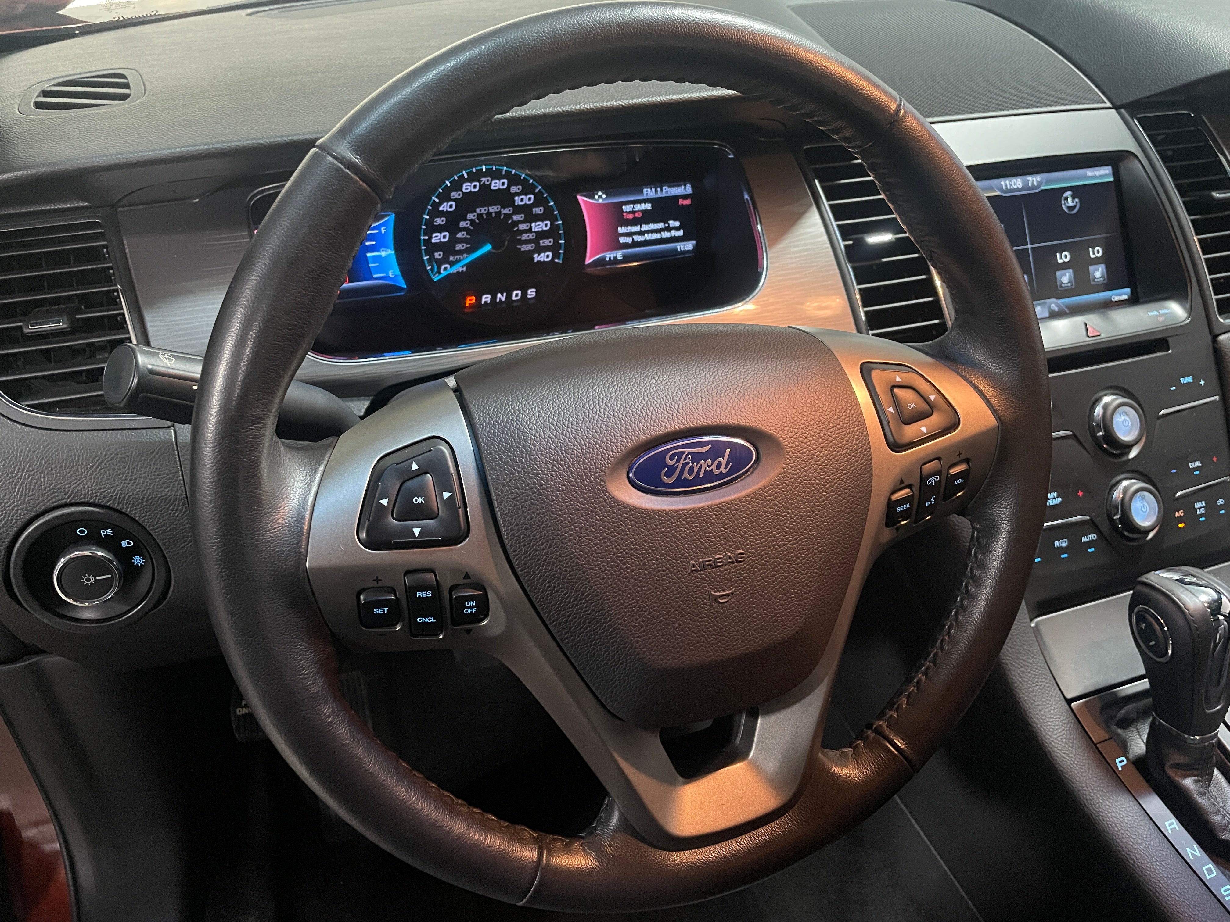 2015 Ford Taurus SEL 5