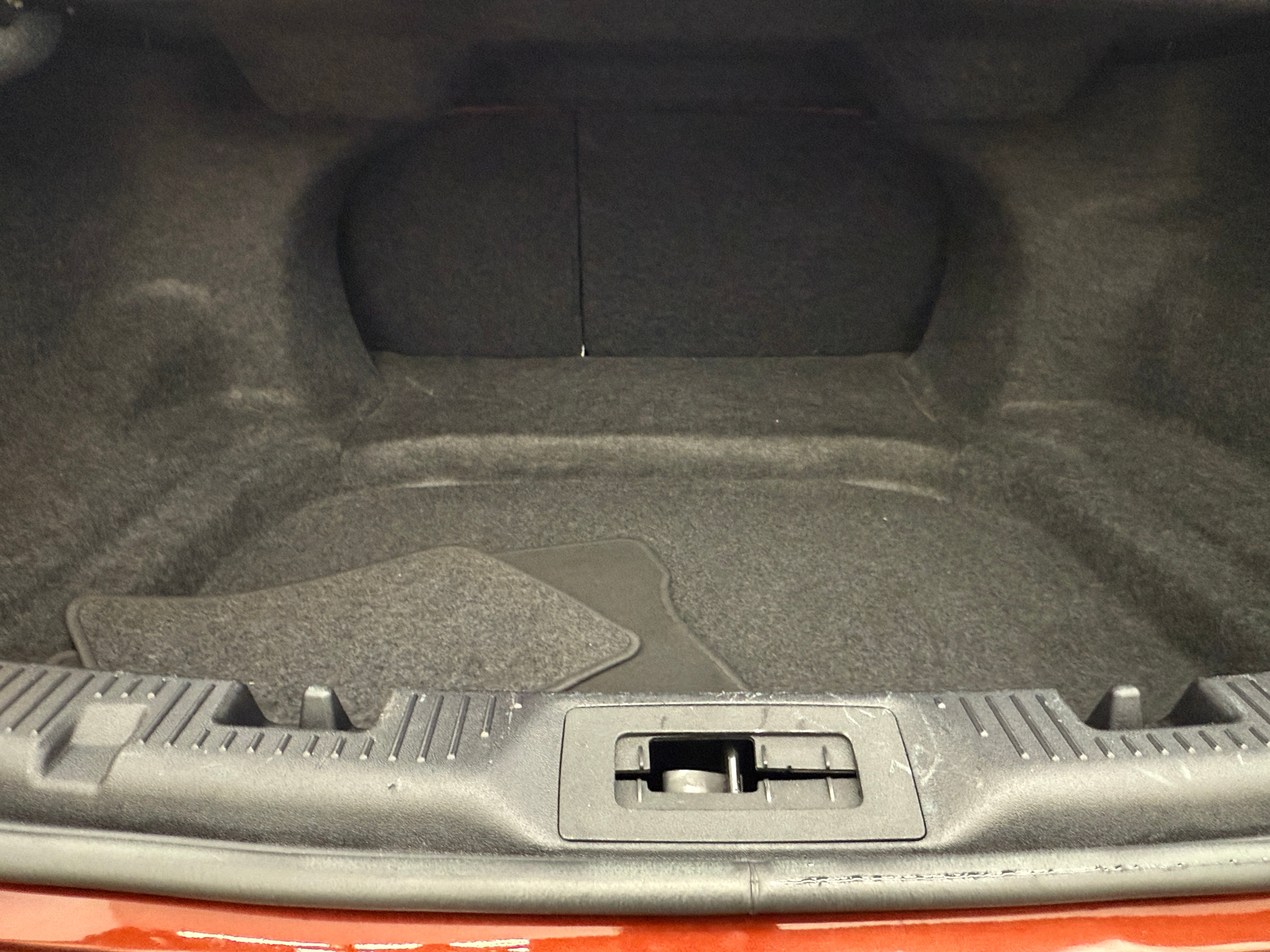 2015 Ford Taurus SEL 7