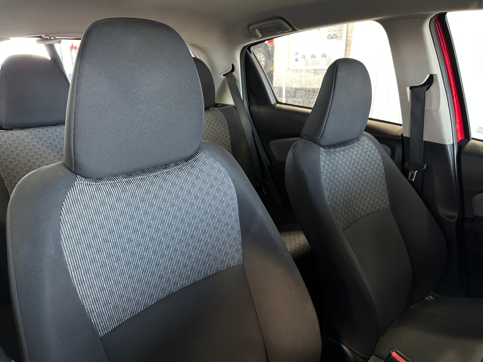 Thumbnail: 2015 Toyota Yaris - 2