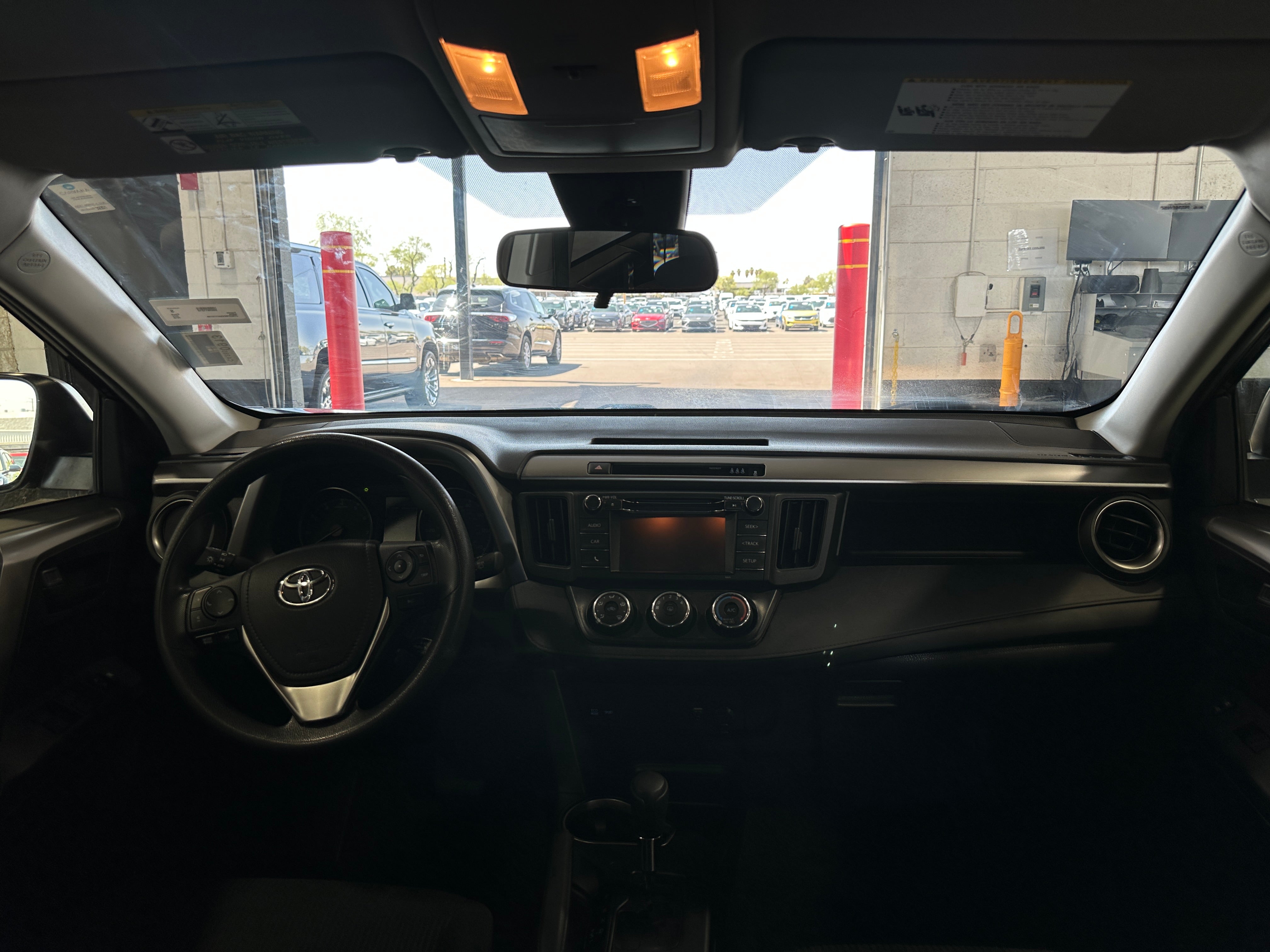 2018 Toyota RAV4 LE 3