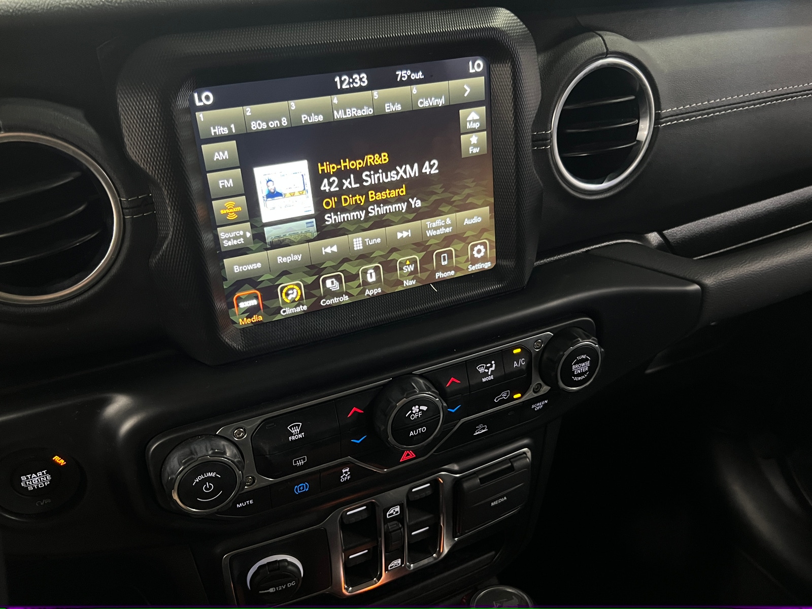 Thumbnail: 2022 Jeep Wrangler - 3