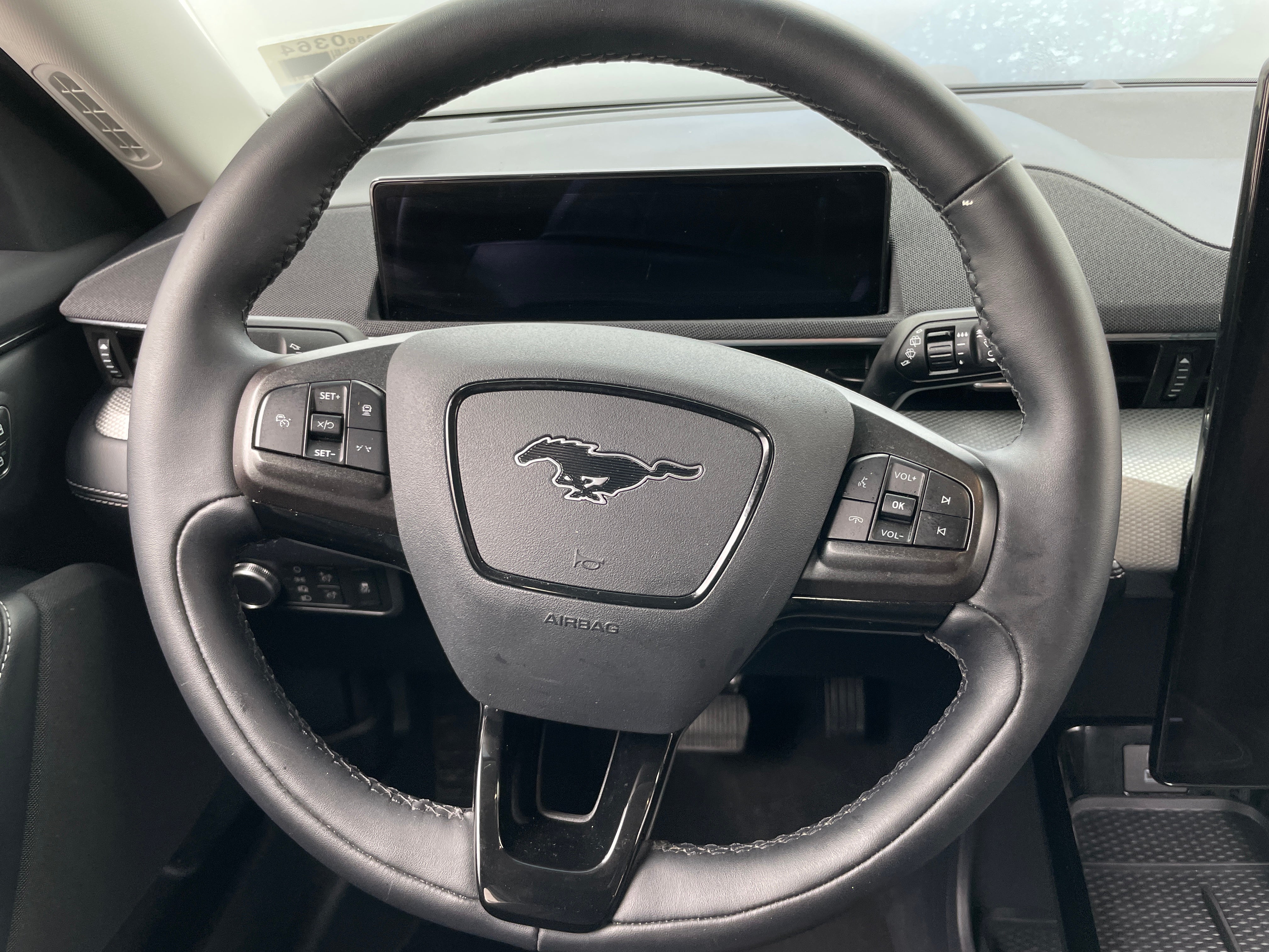 2022 Ford Mustang Mach-E Select 4