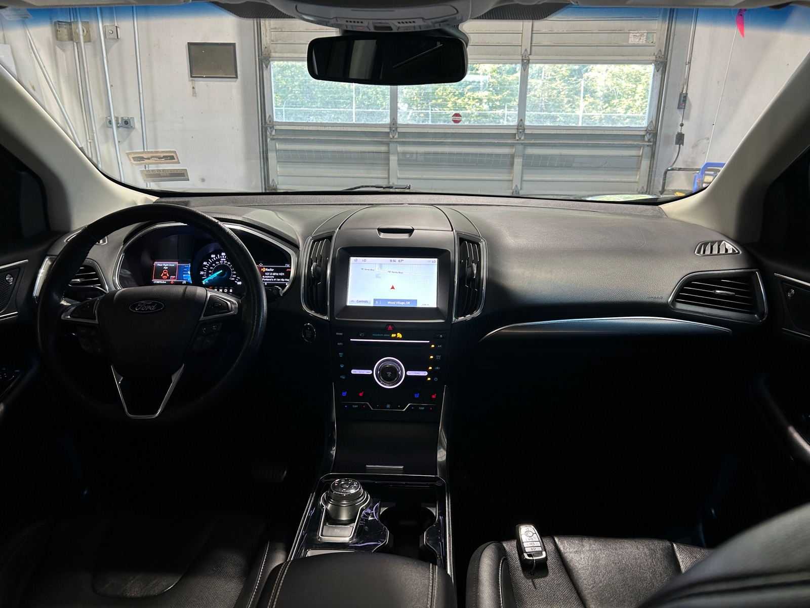 Thumbnail: 2019 Ford Edge - 2