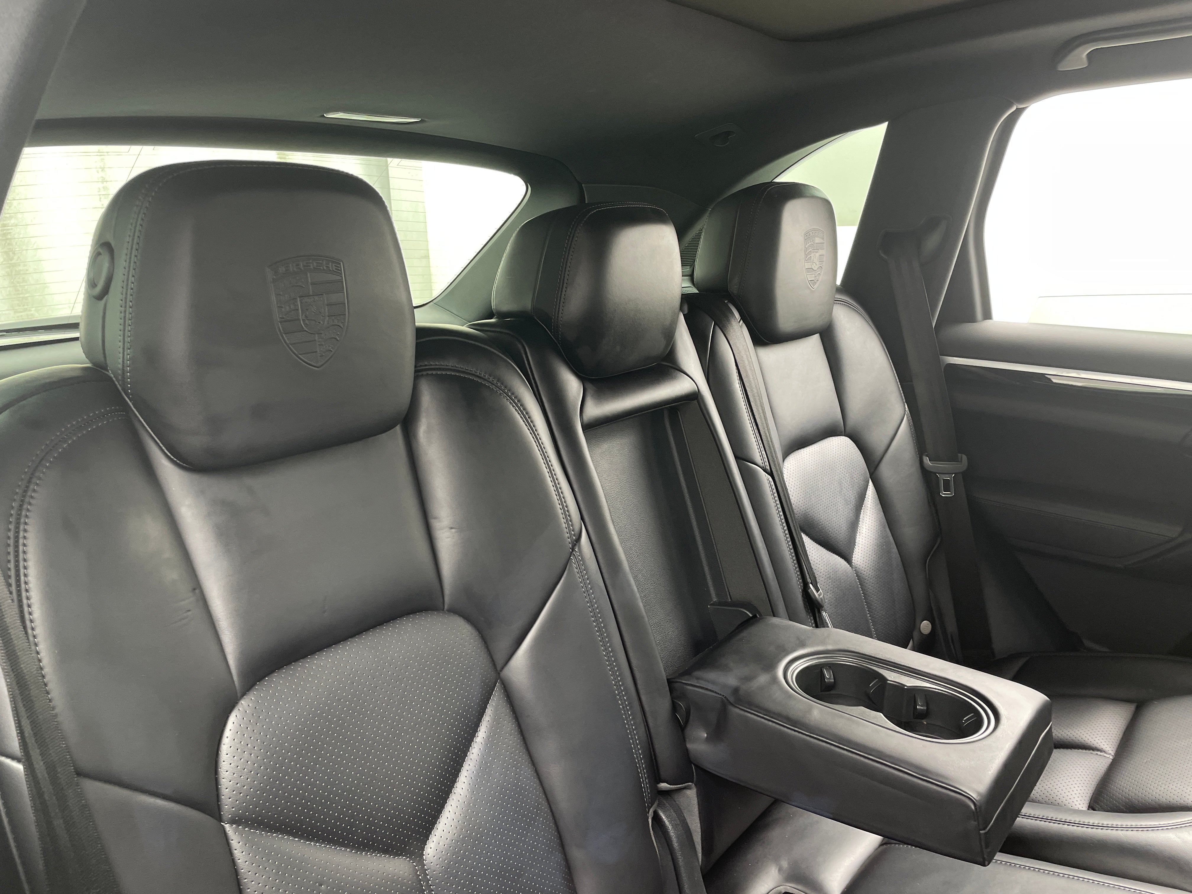 2018 Porsche Cayenne Platinum Edition 5