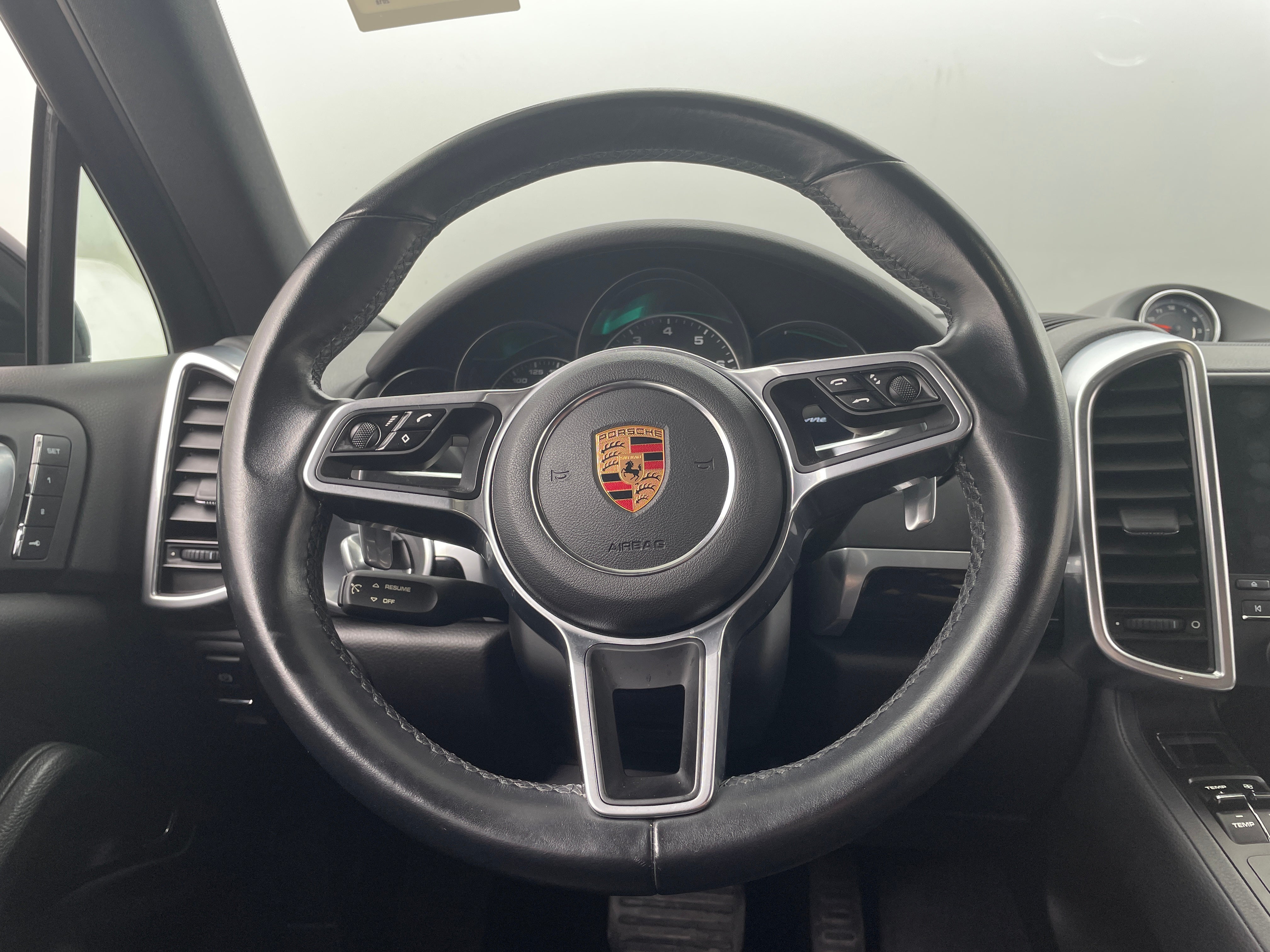 2018 Porsche Cayenne Platinum Edition 4