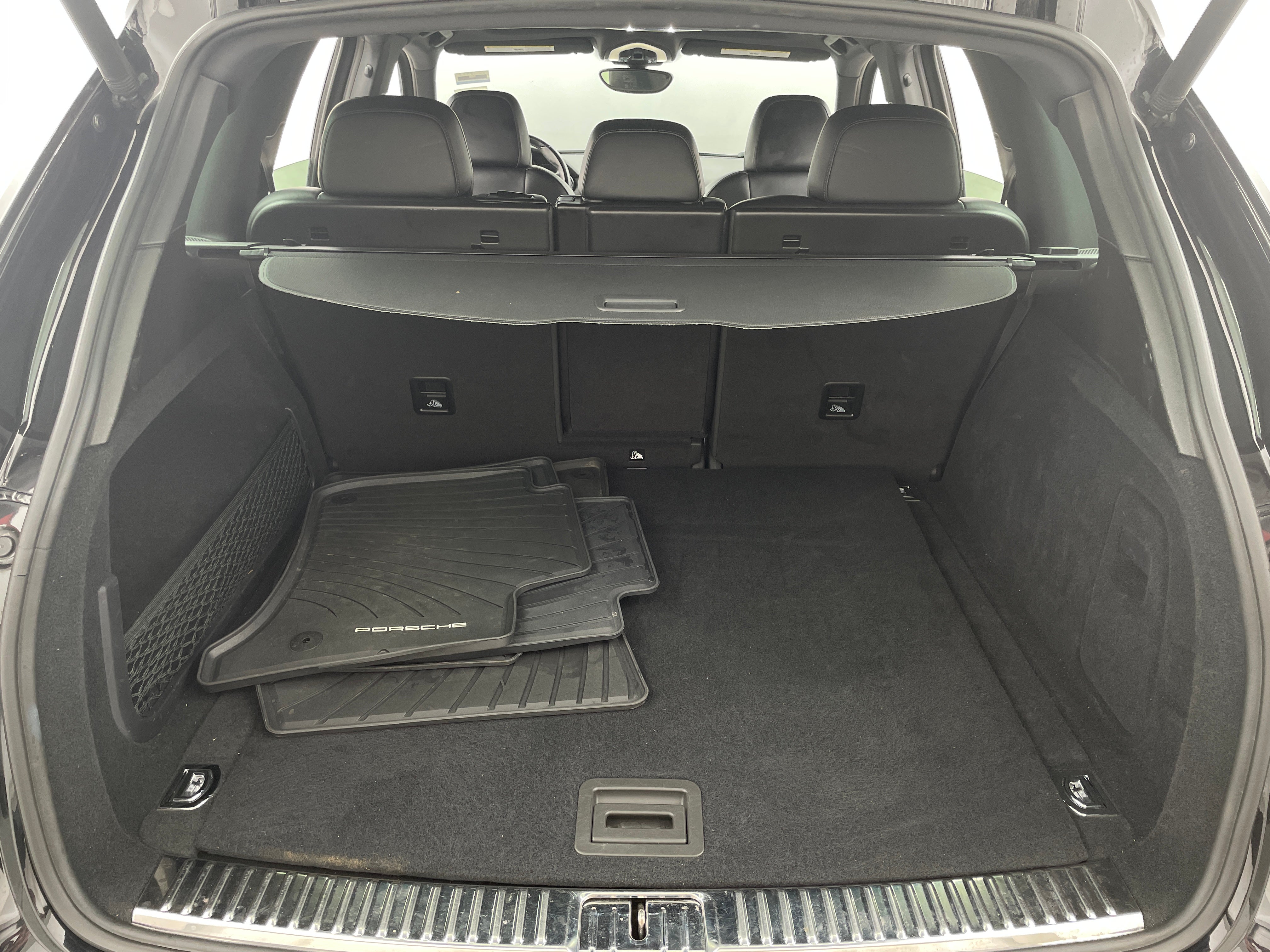 2018 Porsche Cayenne Platinum Edition 6