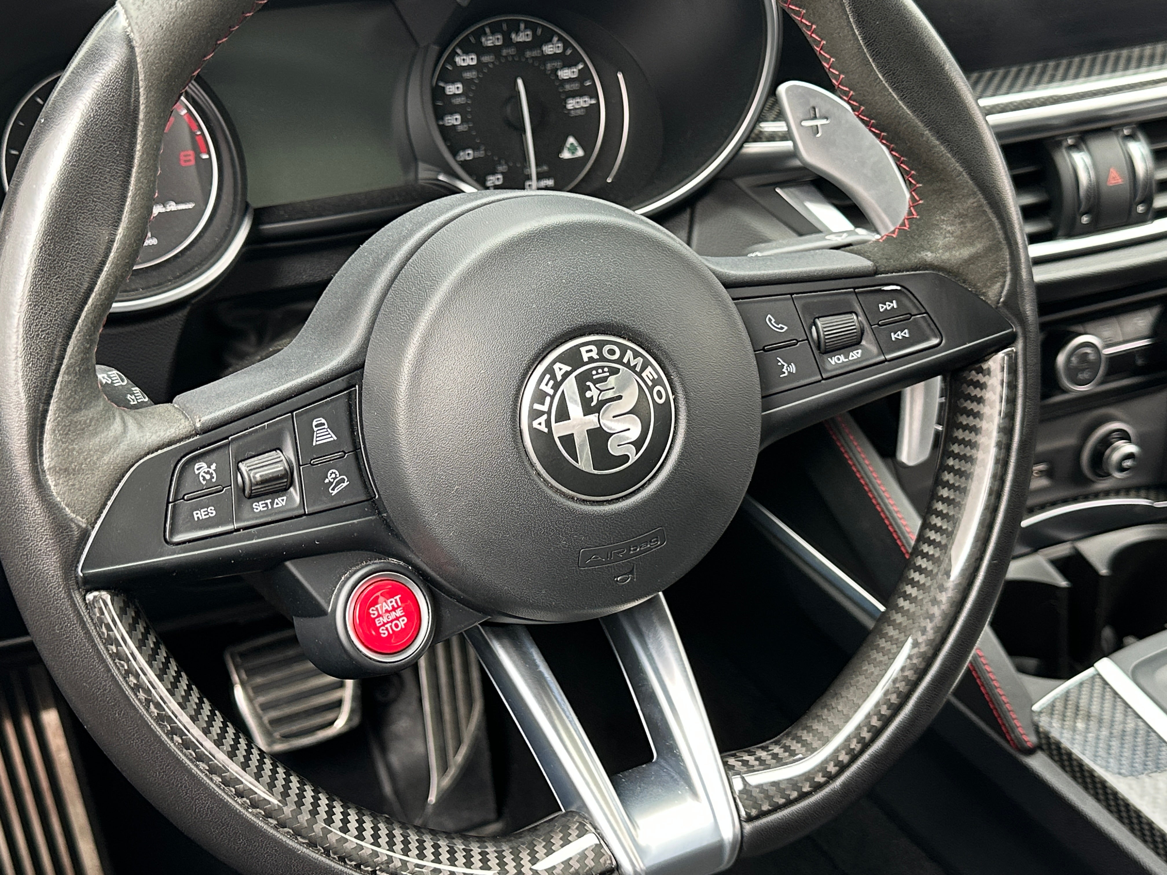2018 Alfa Romeo Stelvio Quadrifoglio 4