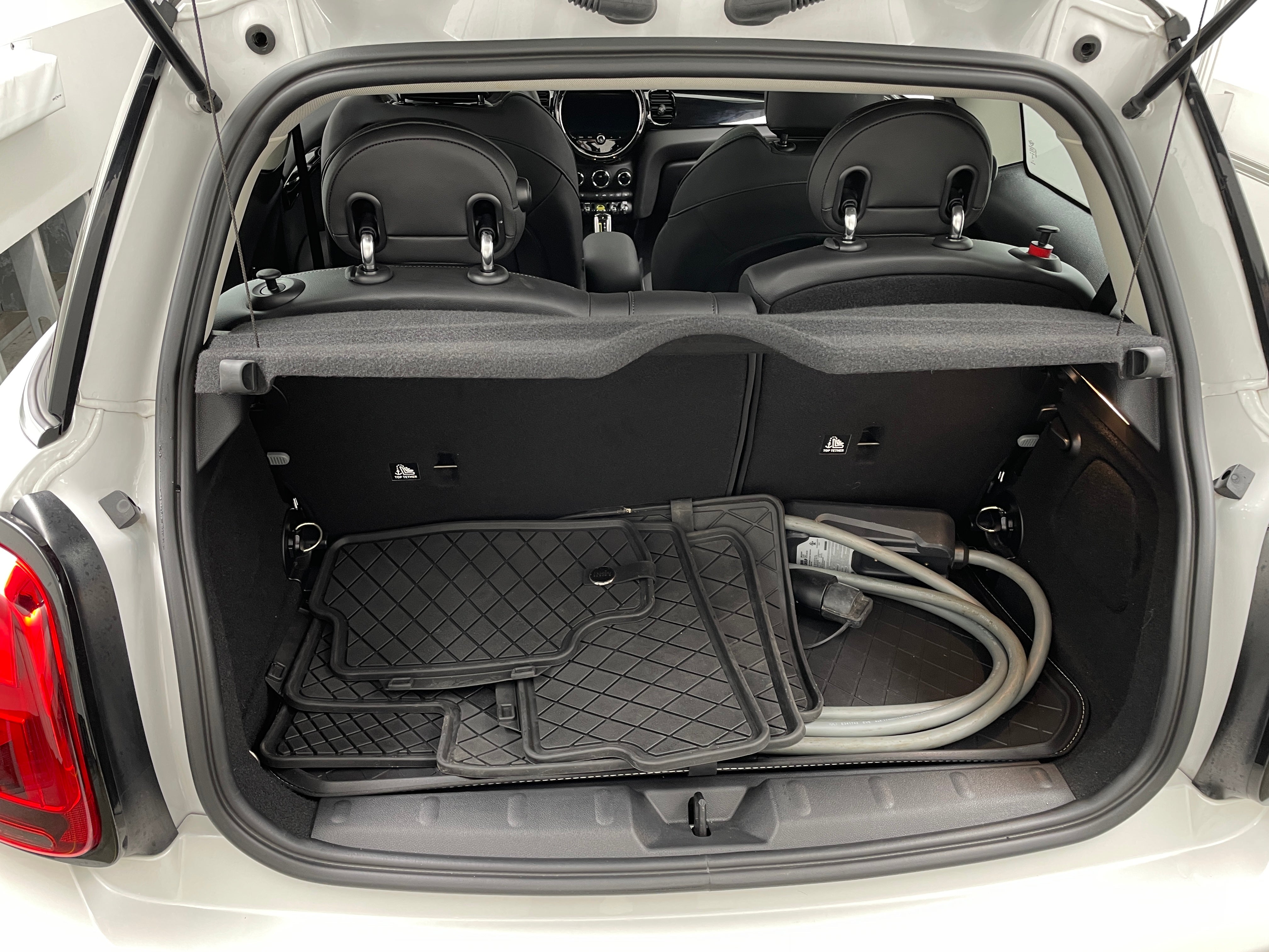 2024 MINI Cooper Hardtop SE 6
