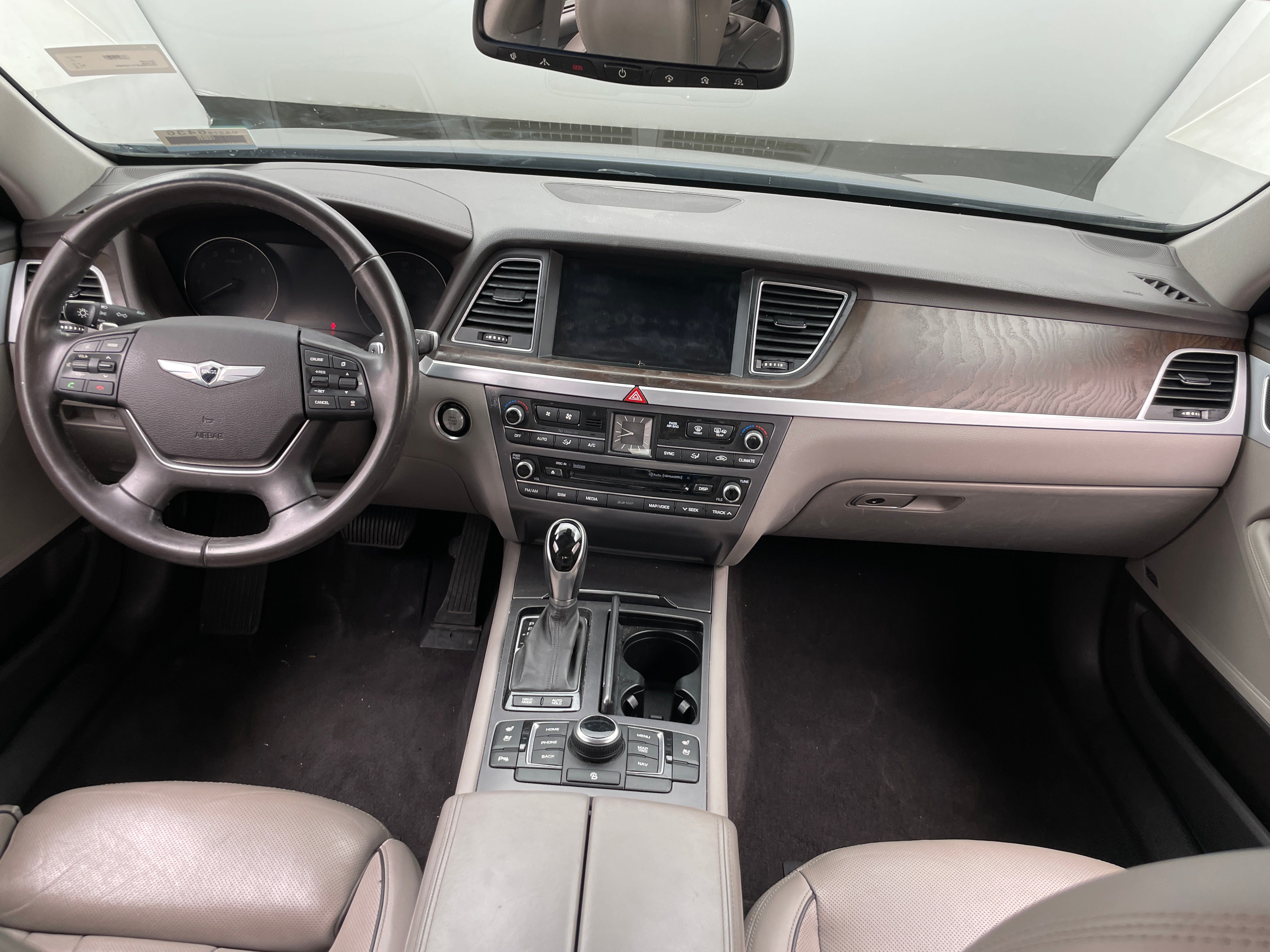 Thumbnail: 2015 Hyundai Genesis - 2