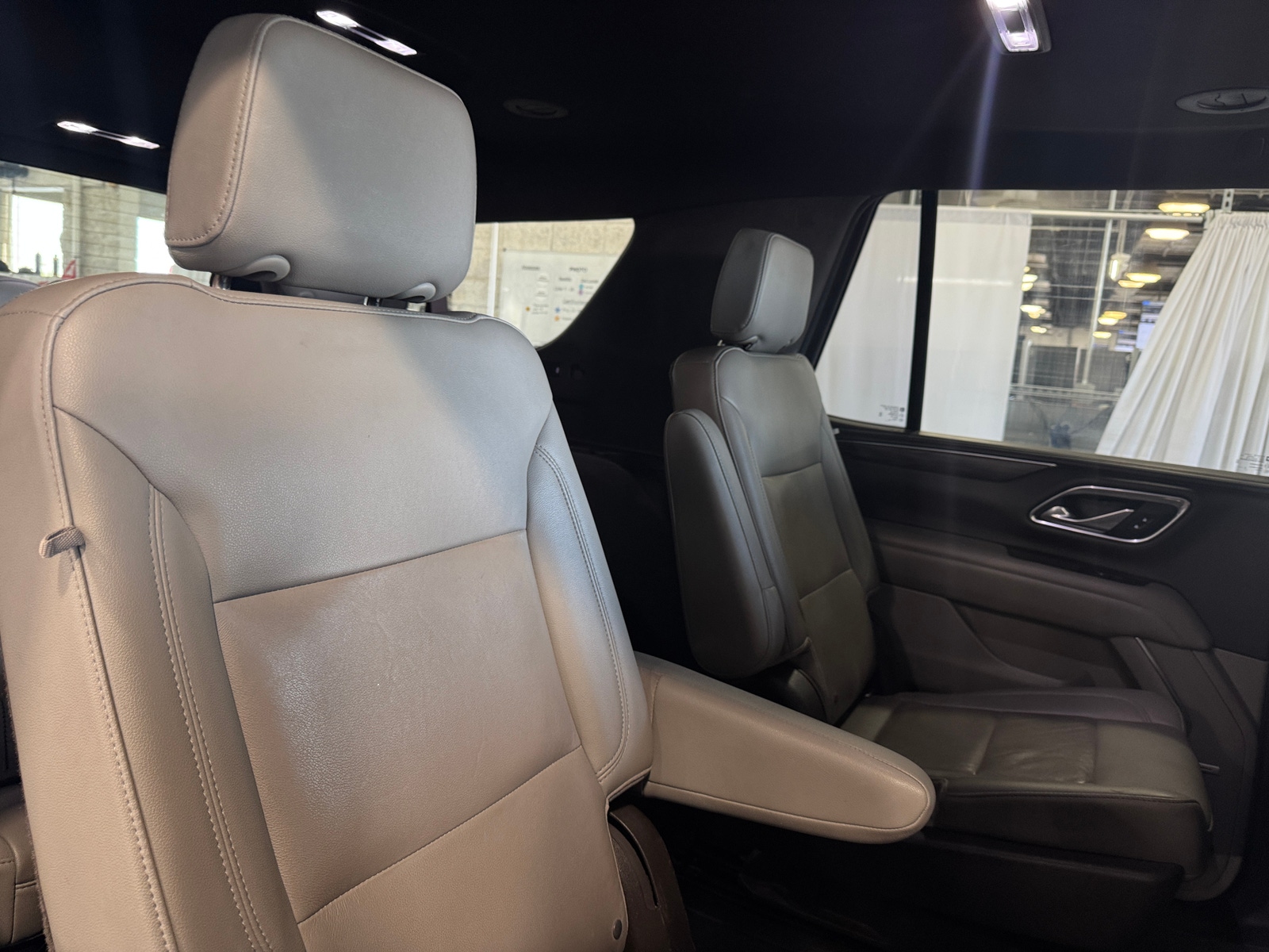 Thumbnail: 2021 Chevrolet Tahoe - 5
