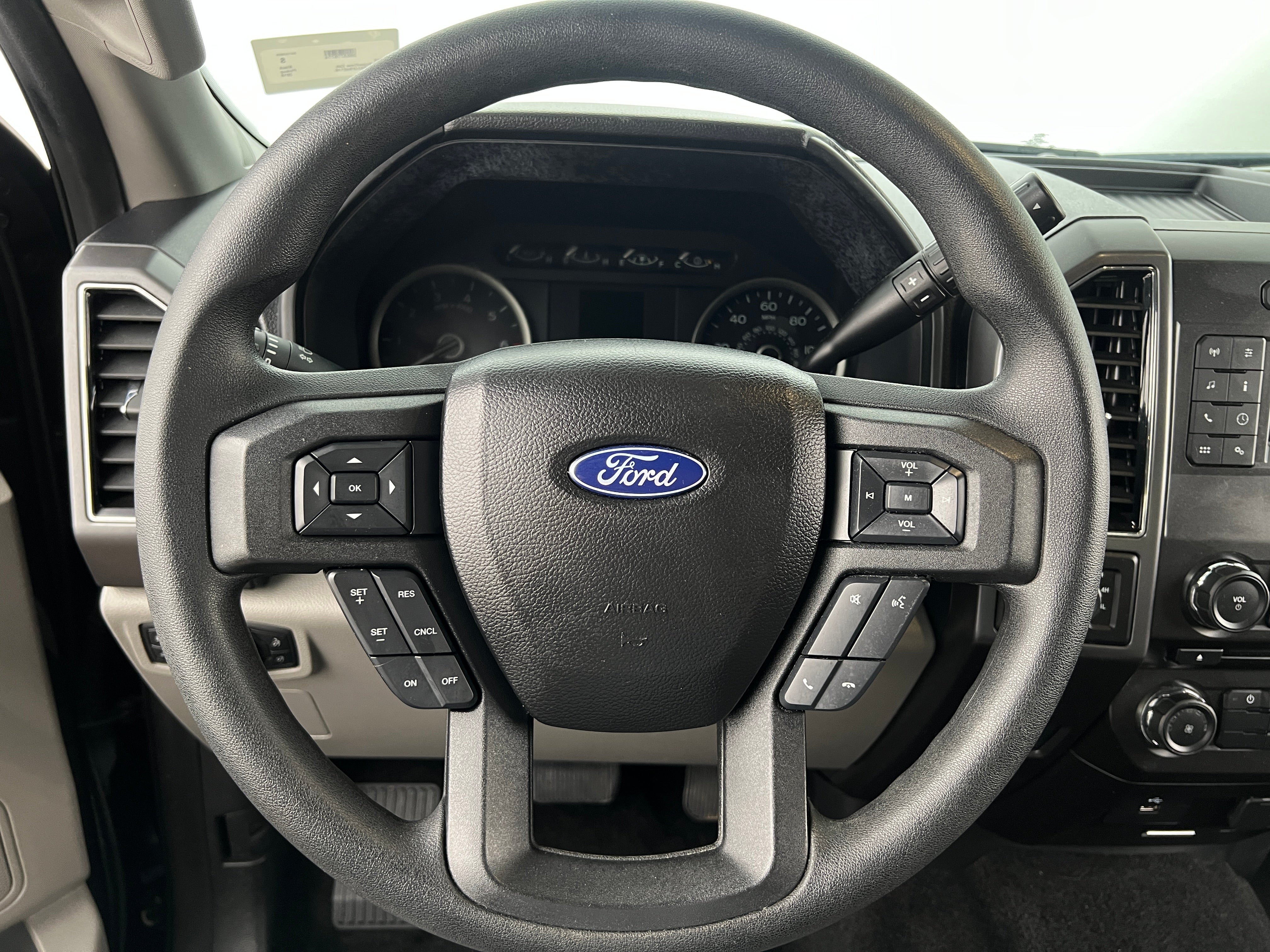 2018 Ford Econoline E-150 5