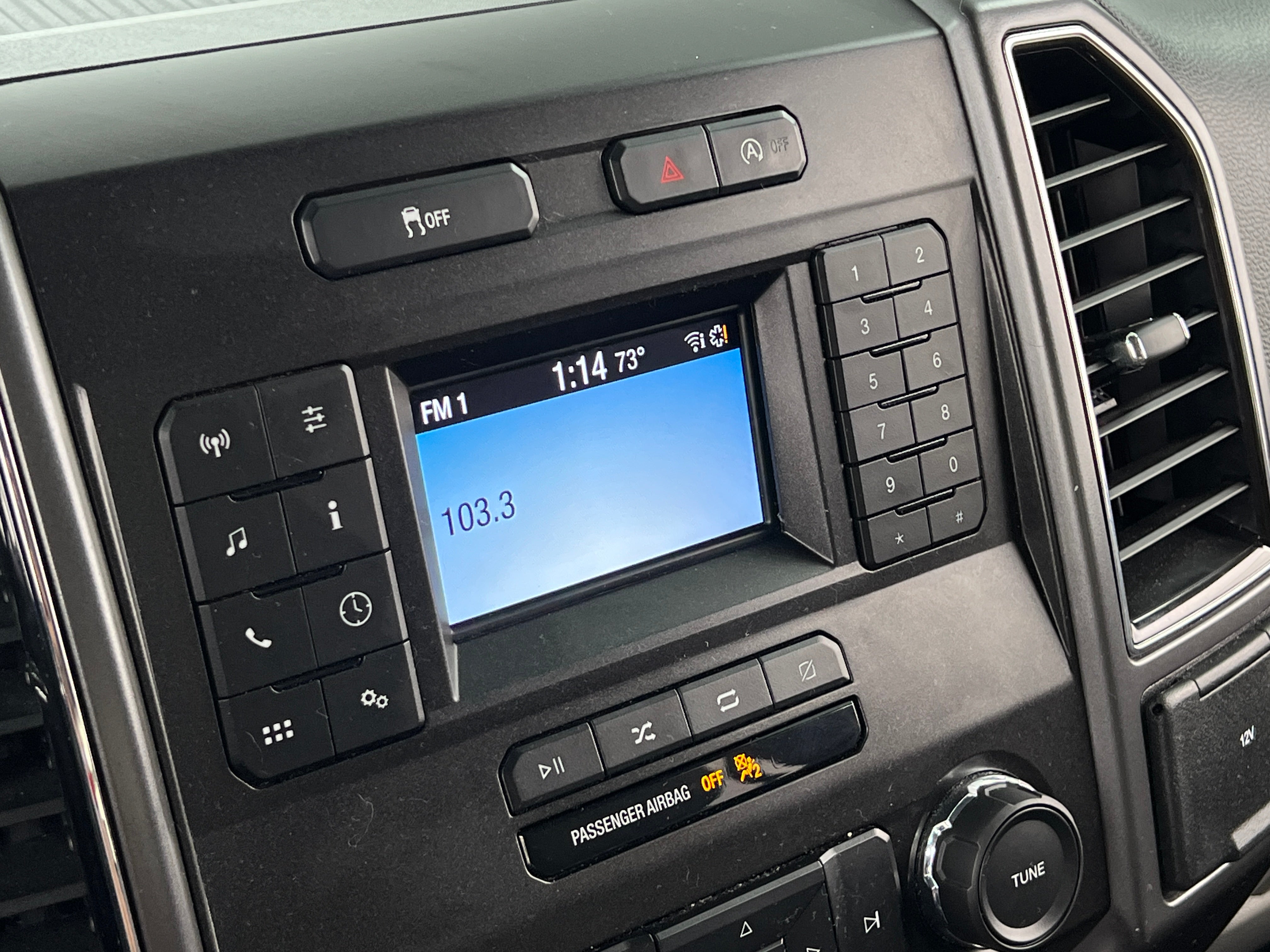2018 Ford Econoline E-150 4