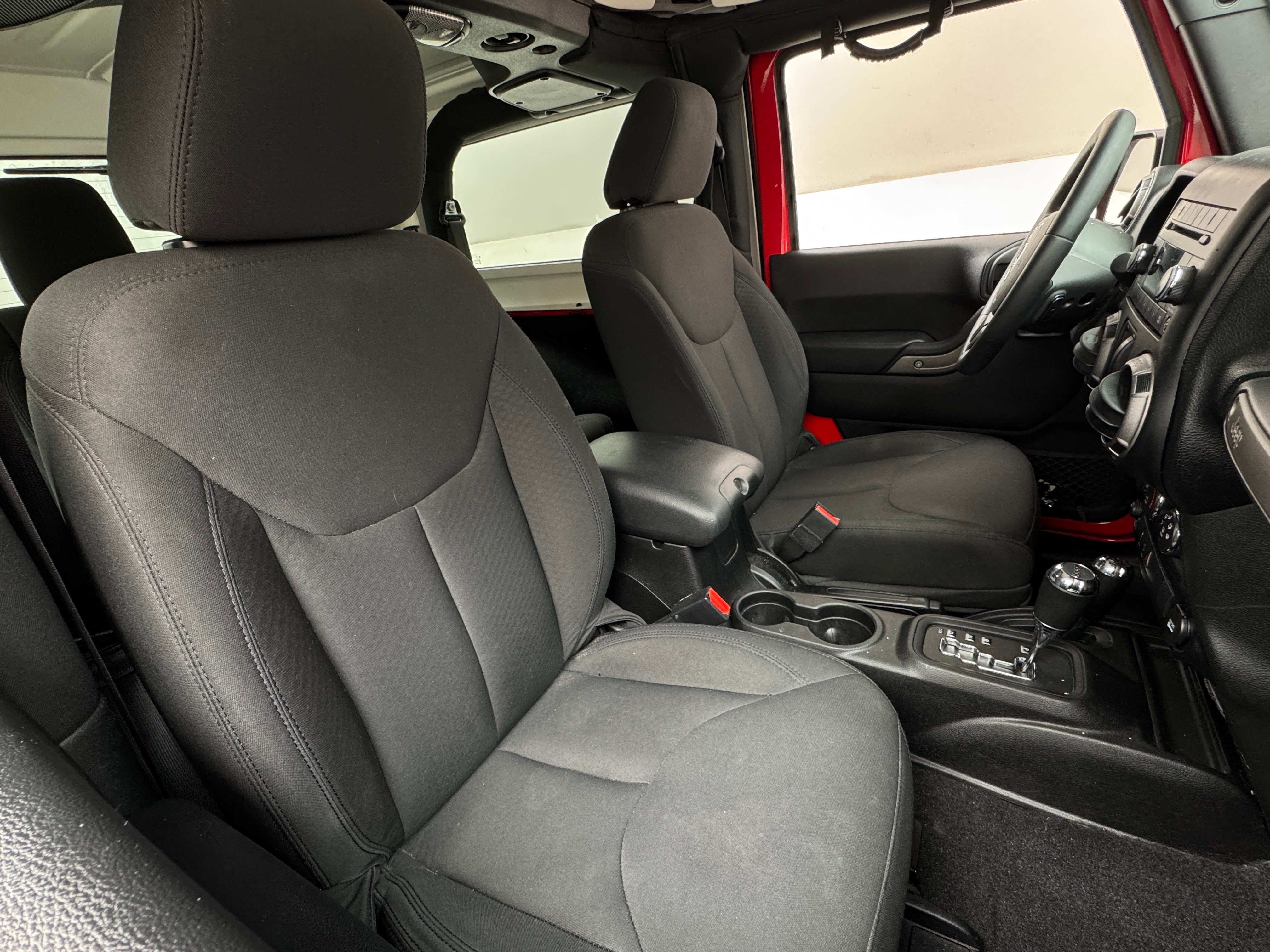 2015 Jeep Wrangler Sport 2