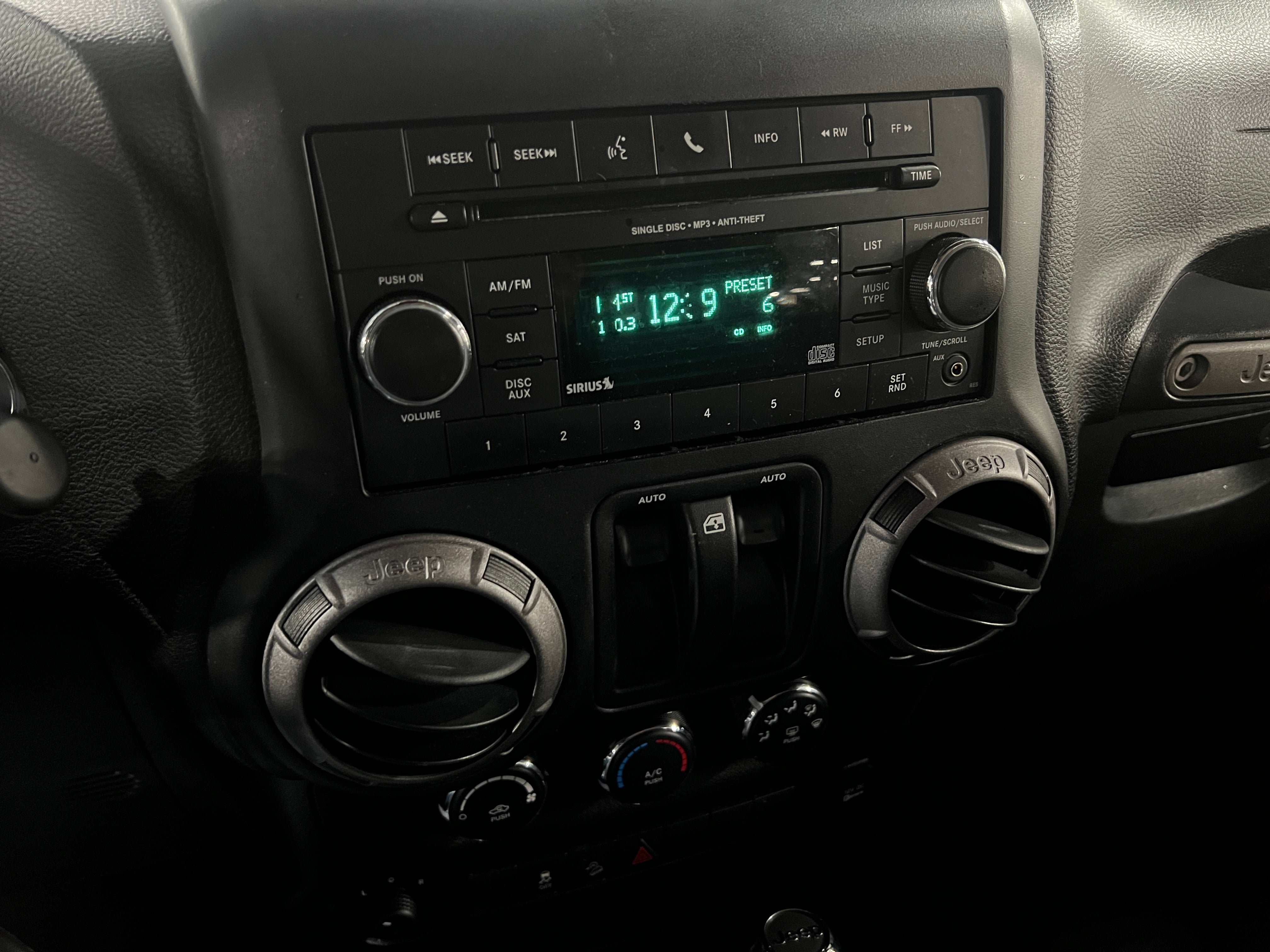 2015 Jeep Wrangler Sport 4