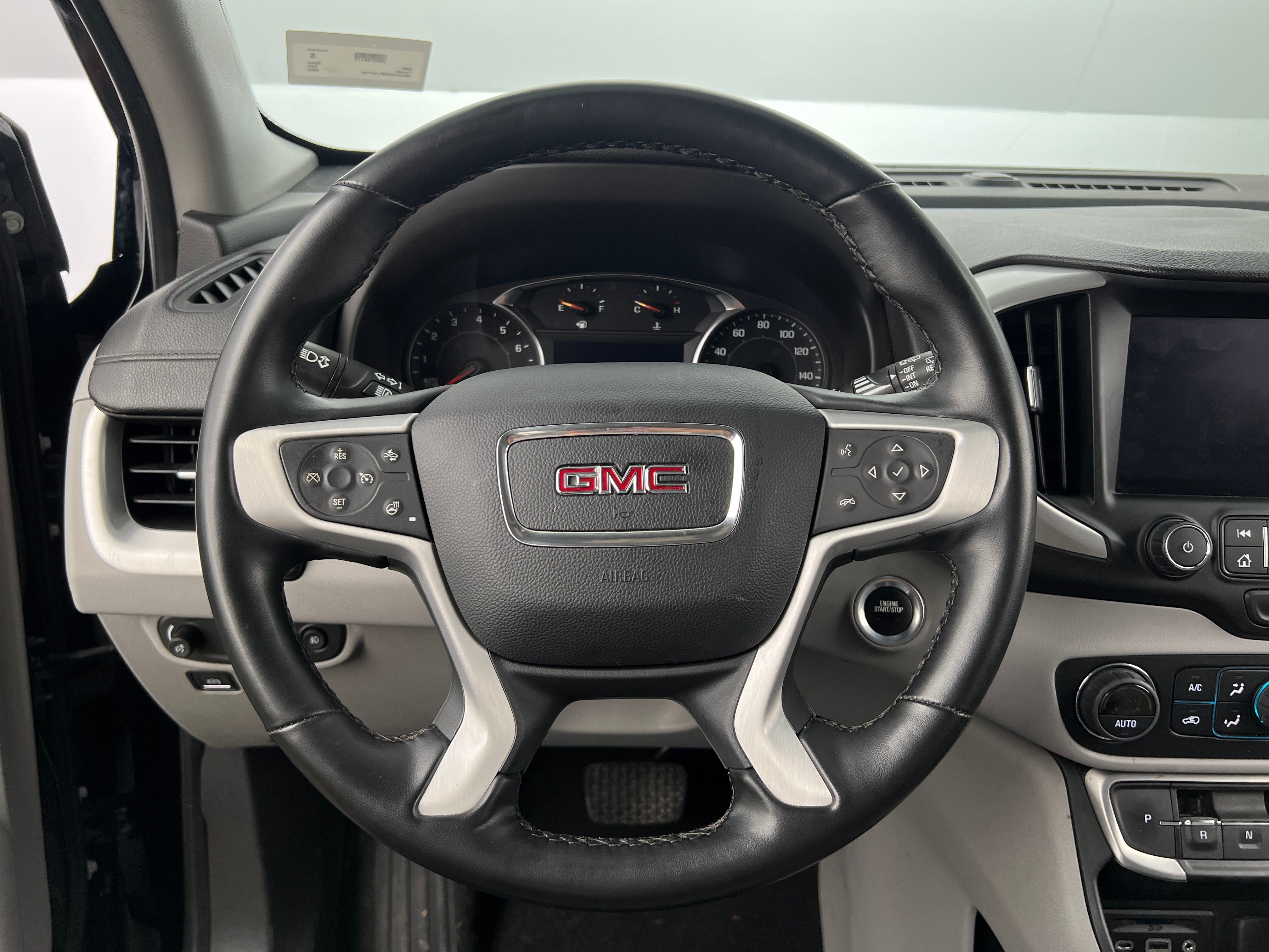 2023 GMC Terrain SLT 4