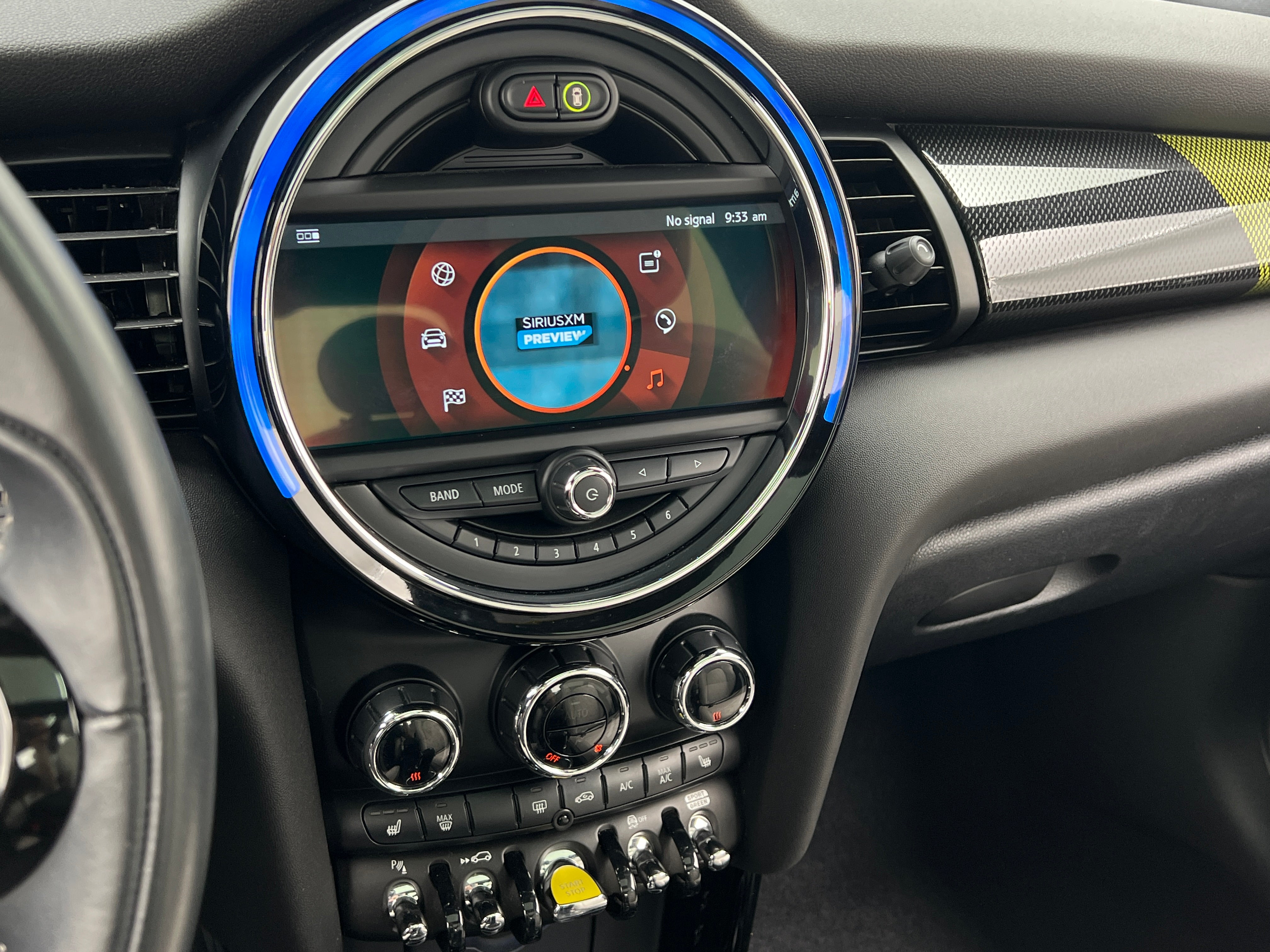 2021 MINI Cooper Hardtop SE 3