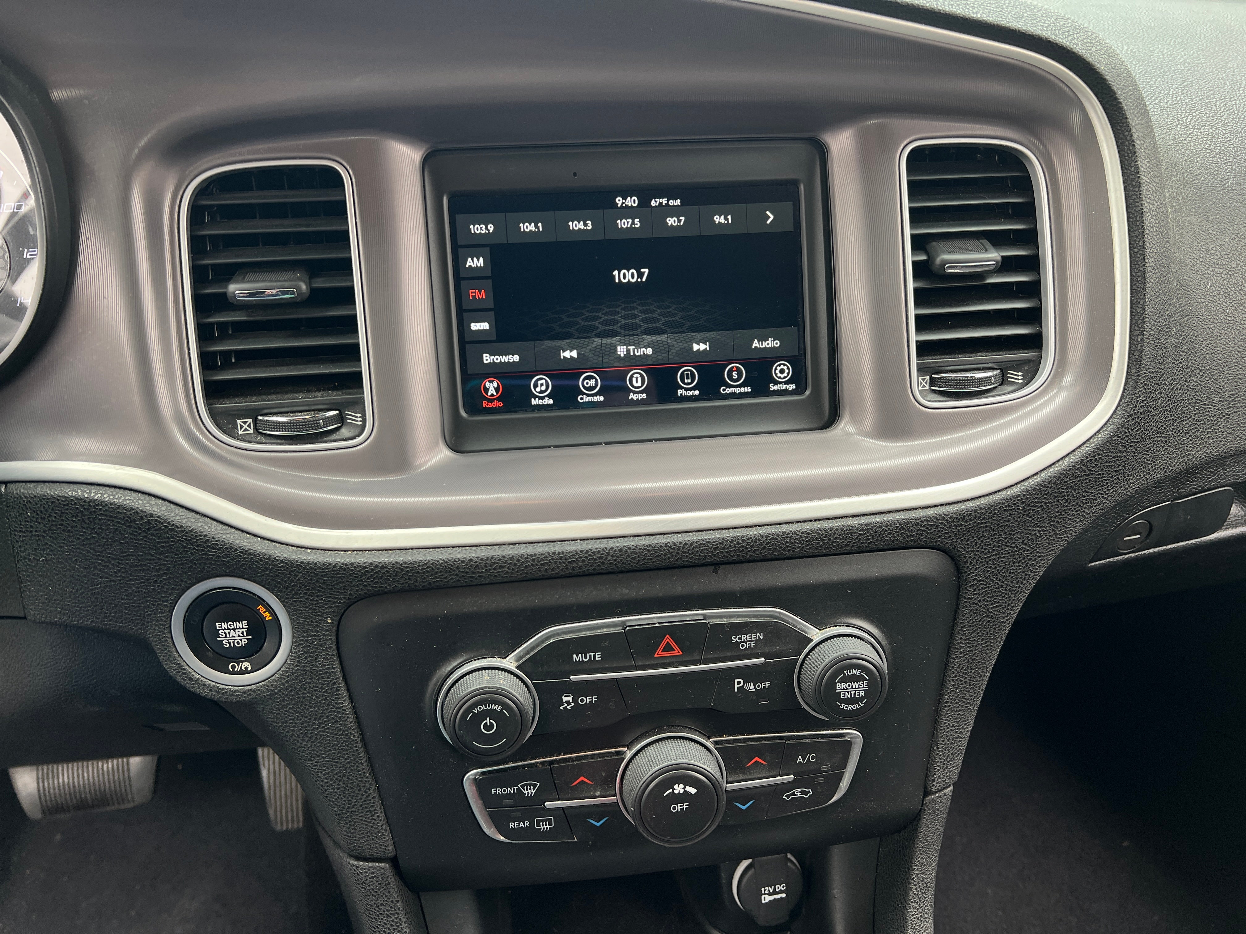 2022 Dodge Charger SXT 4