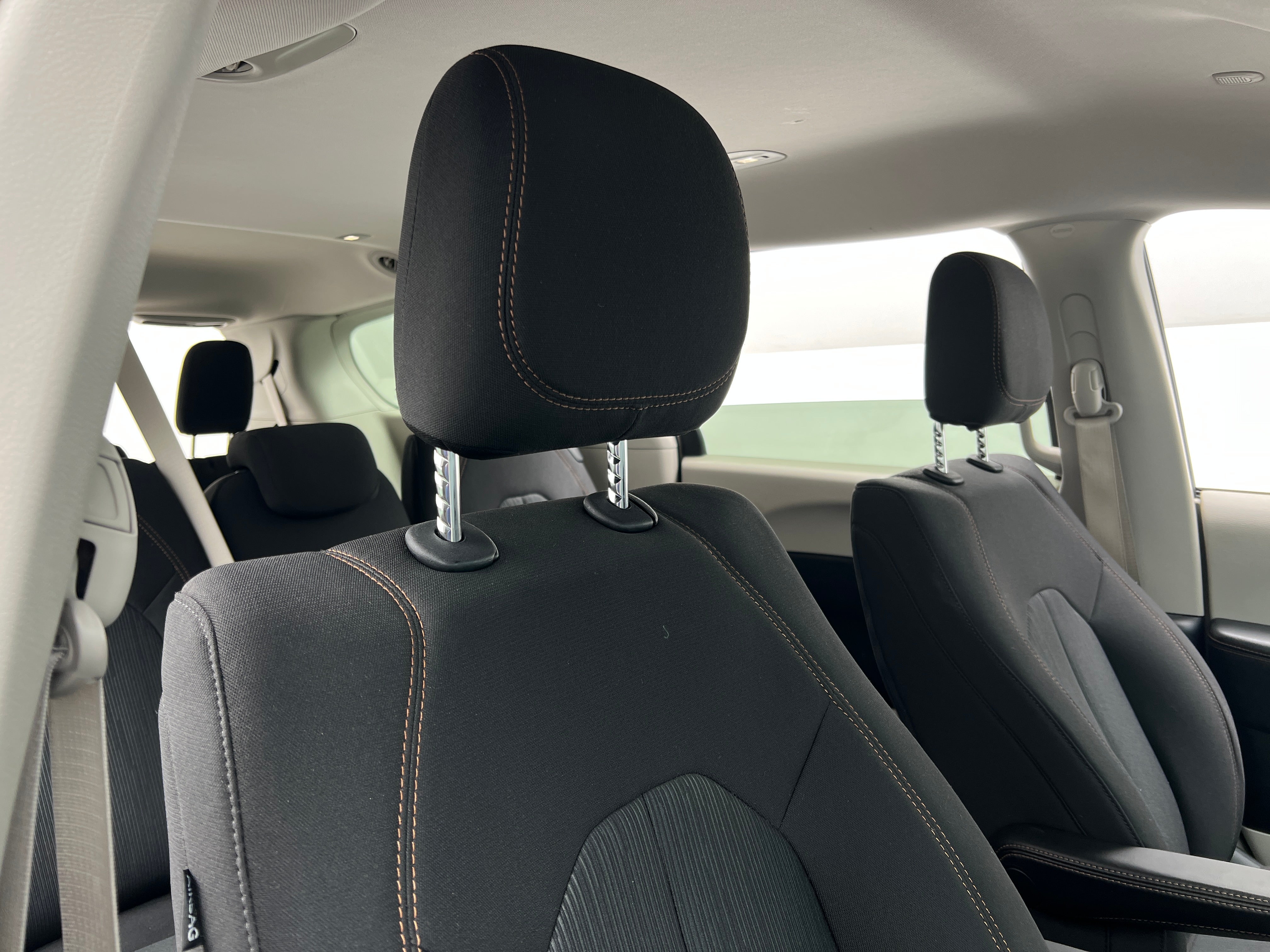 2017 Chrysler Pacifica Touring 2