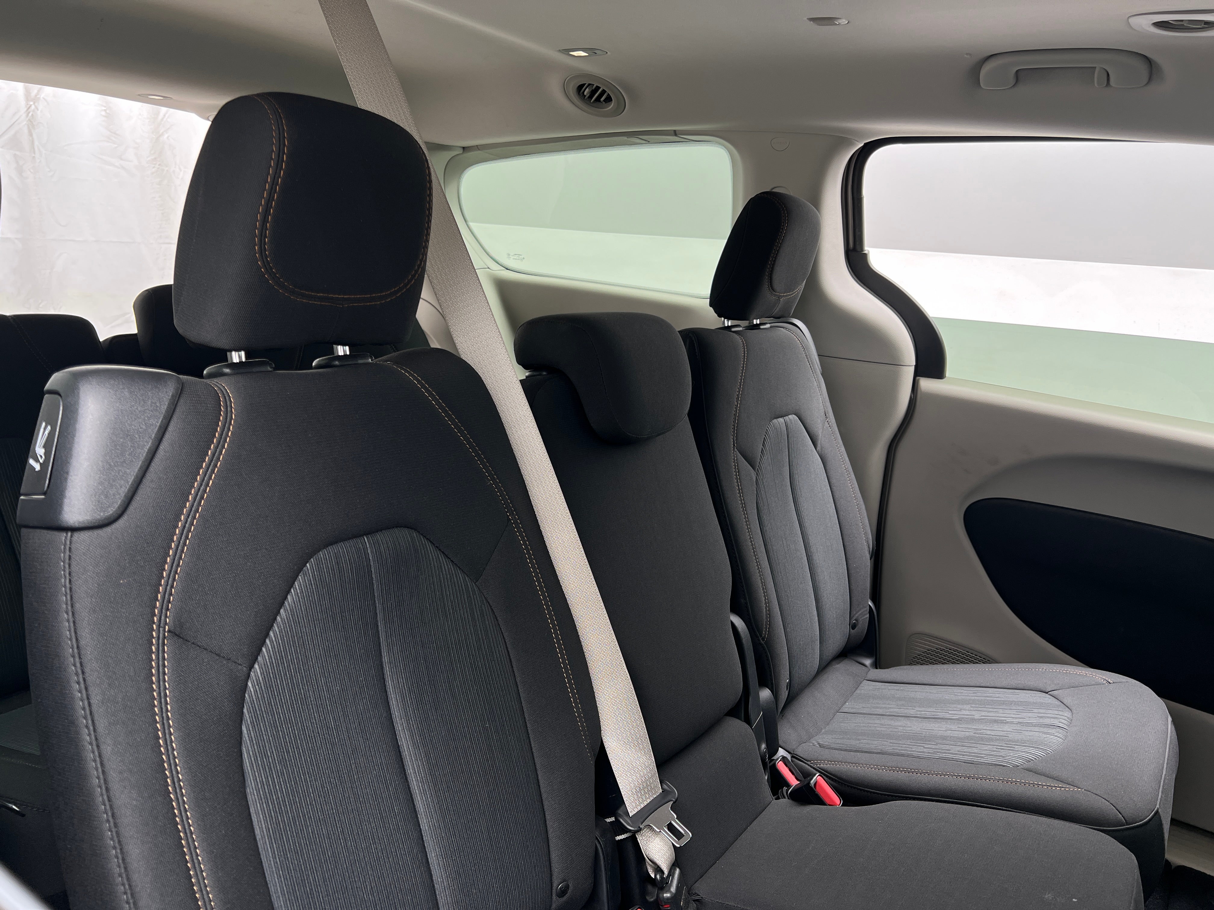 2017 Chrysler Pacifica Touring 6