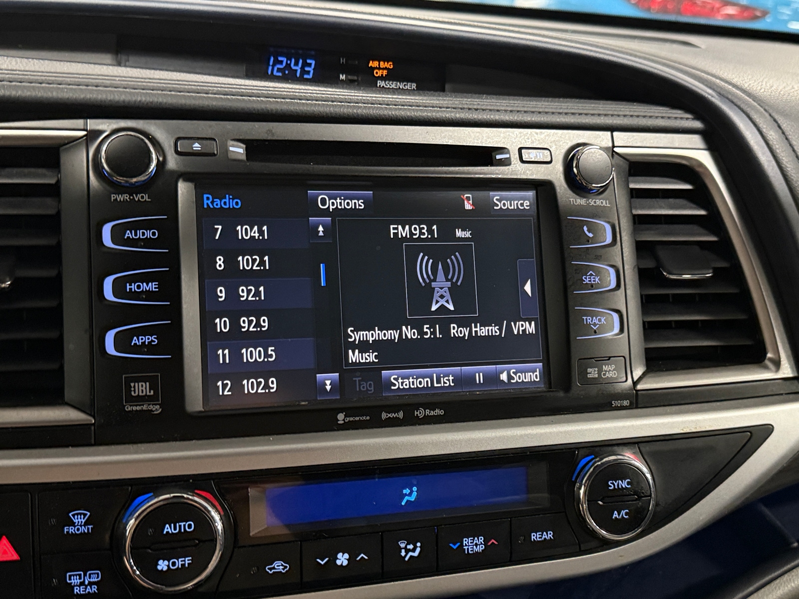 Thumbnail: 2018 Toyota Highlander - 4