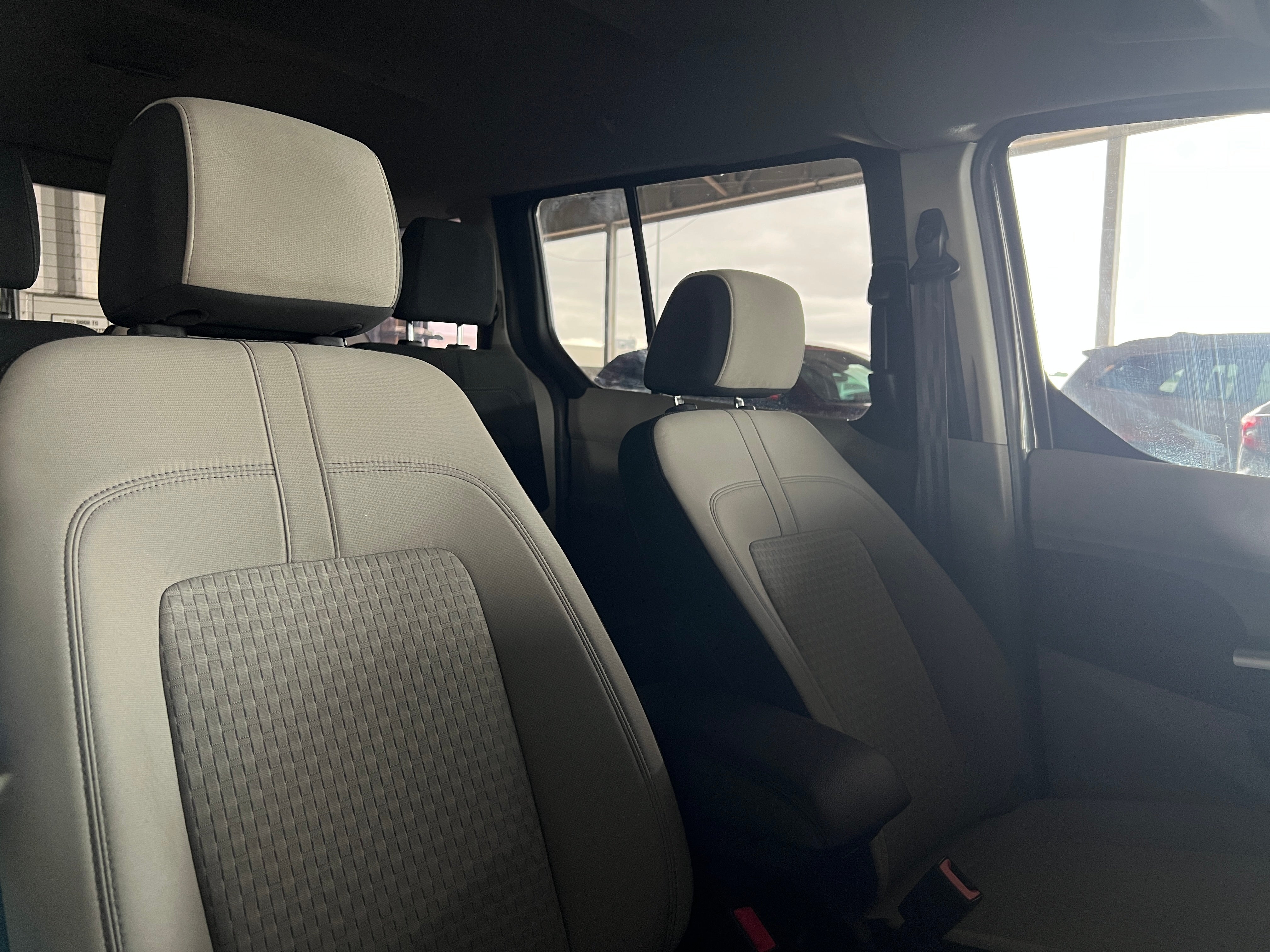 2020 Ford Transit Series Connect XLT 2