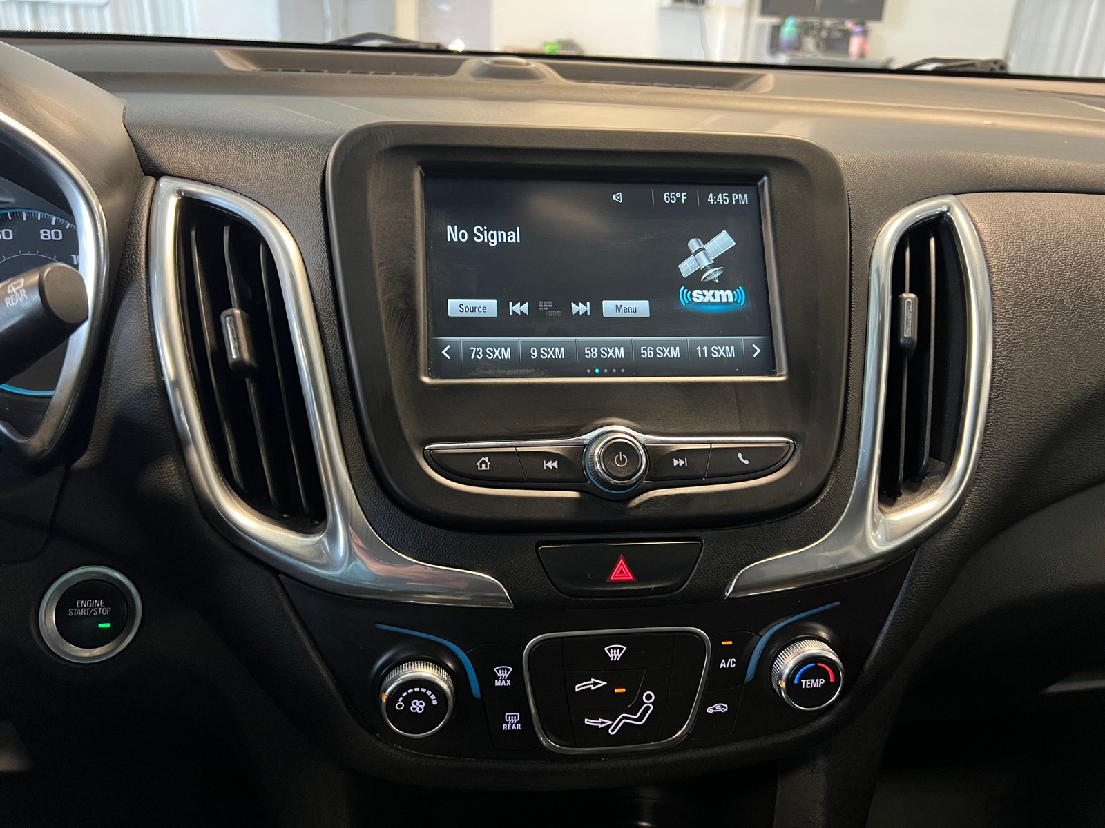 Thumbnail: 2018 Chevrolet Equinox - 4
