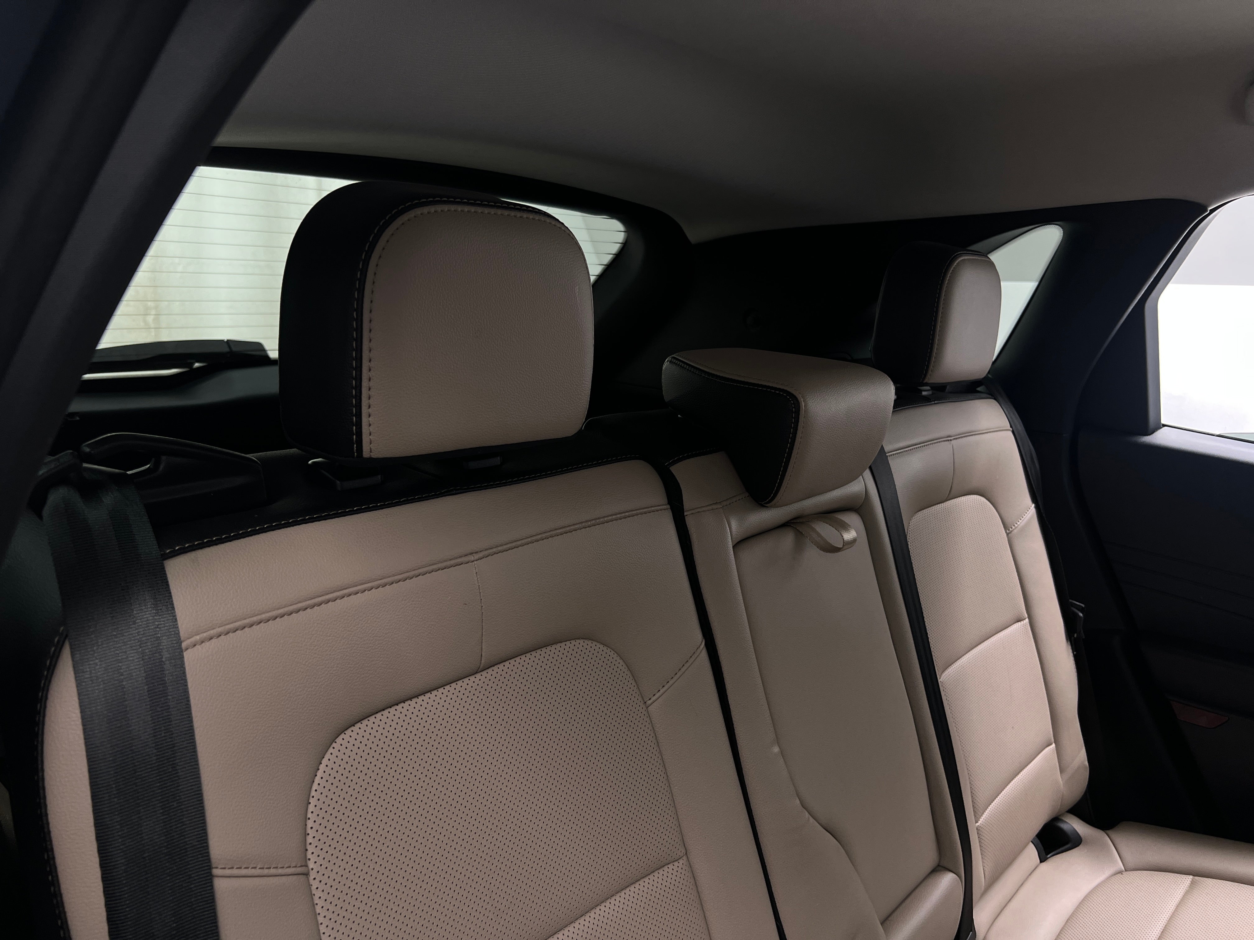 2022 Ford Escape SEL 5
