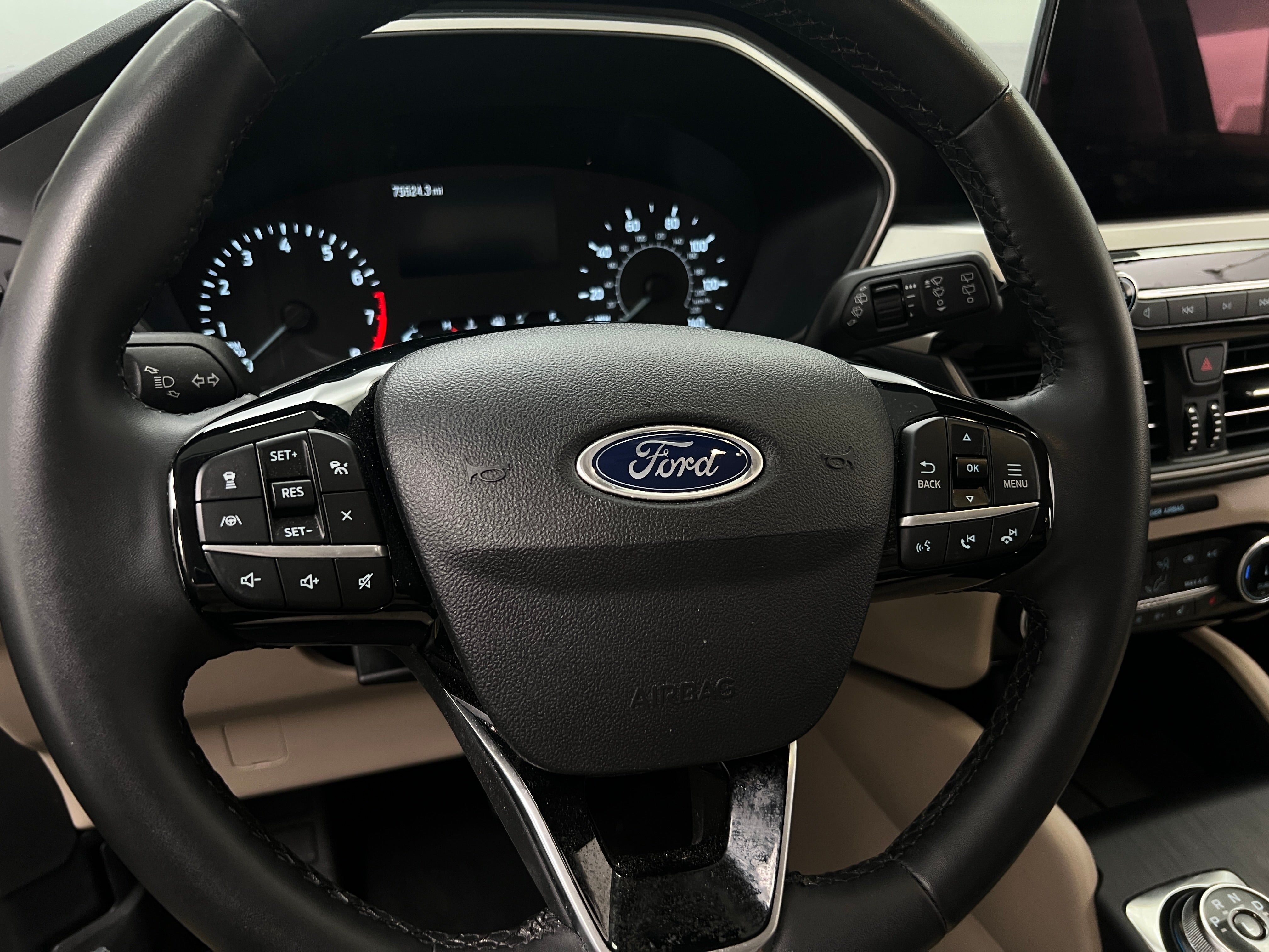2022 Ford Escape SEL 4