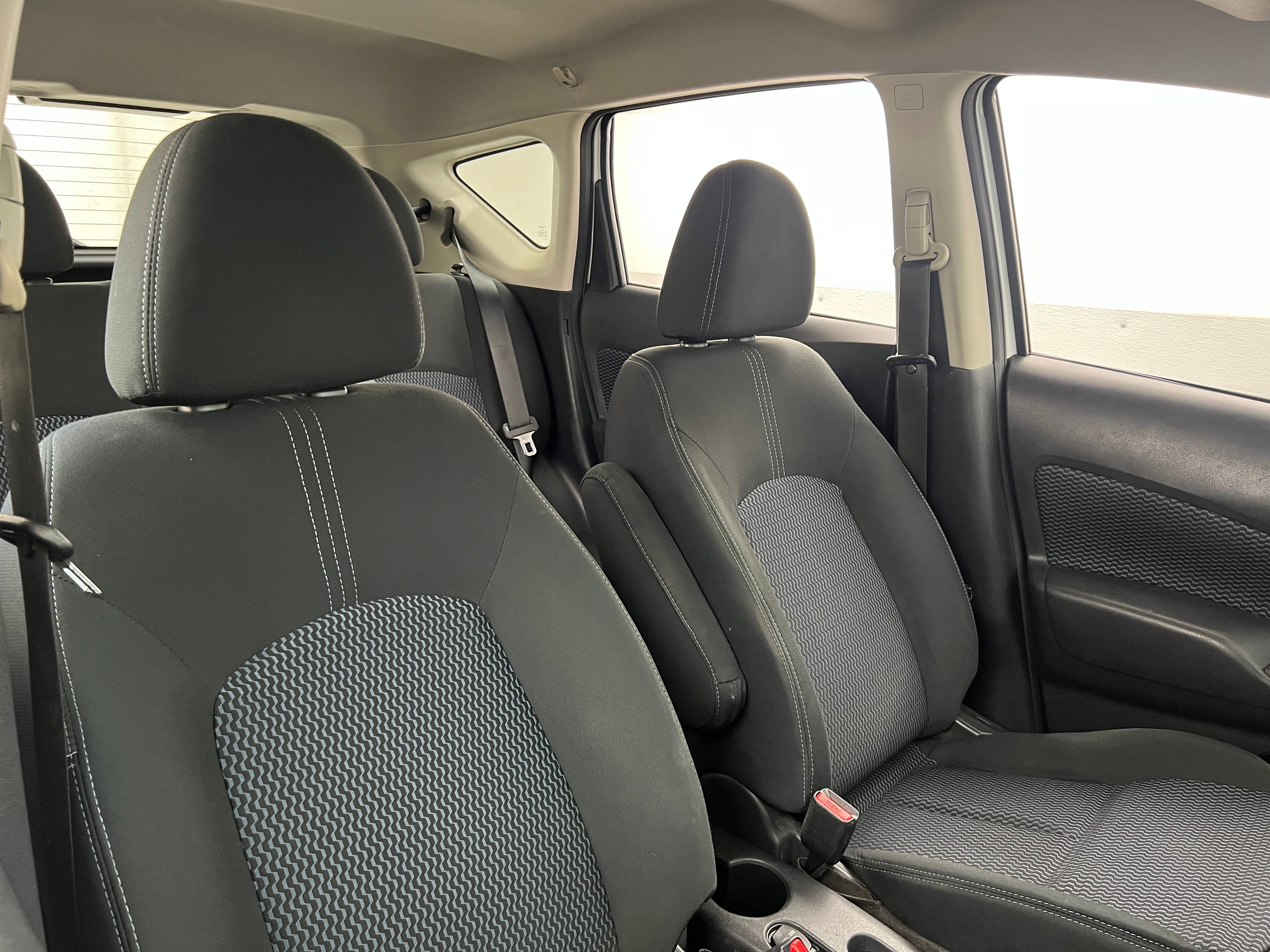 2019 Nissan Versa Note SV 2