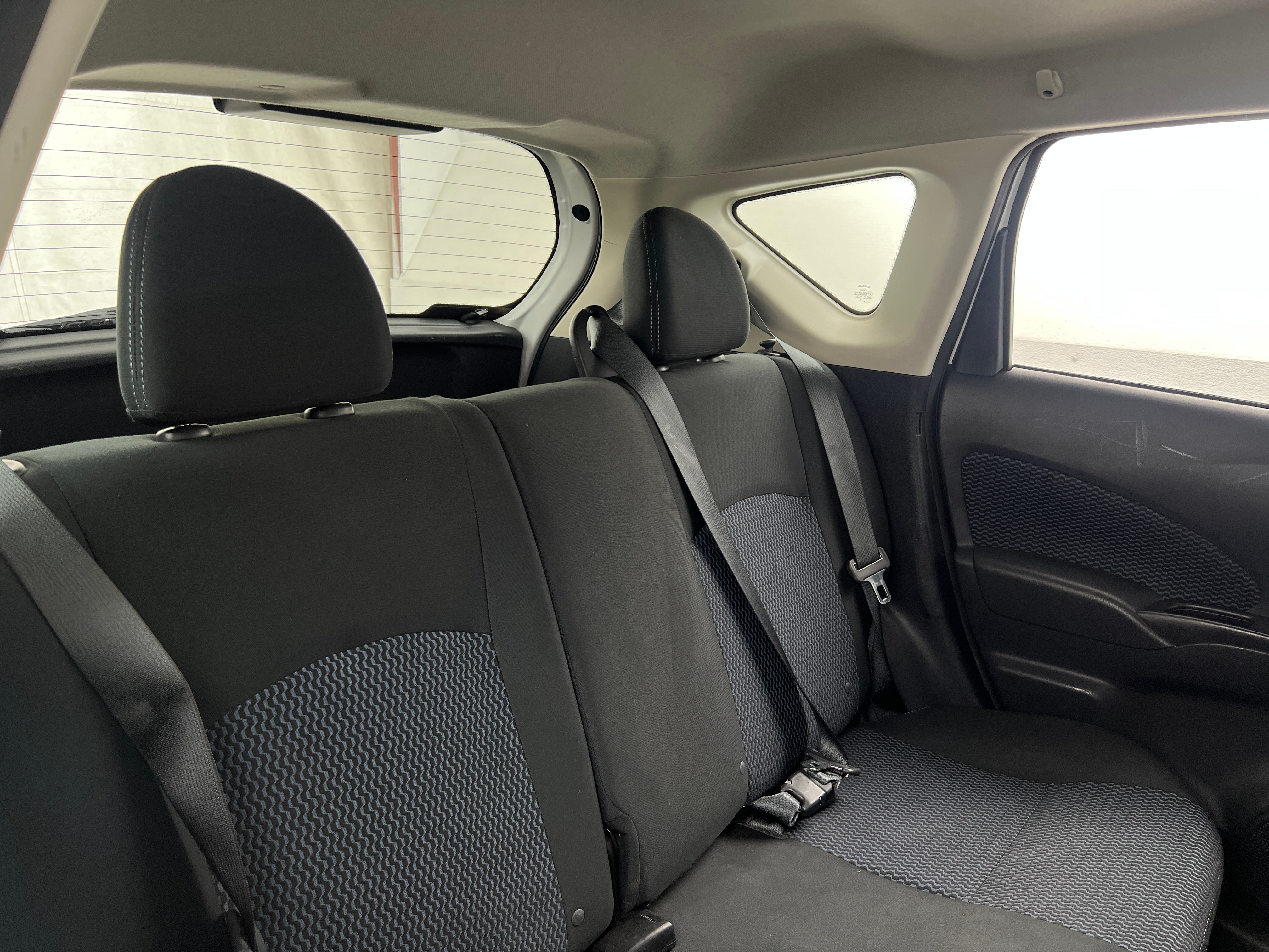 2019 Nissan Versa Note SV 6