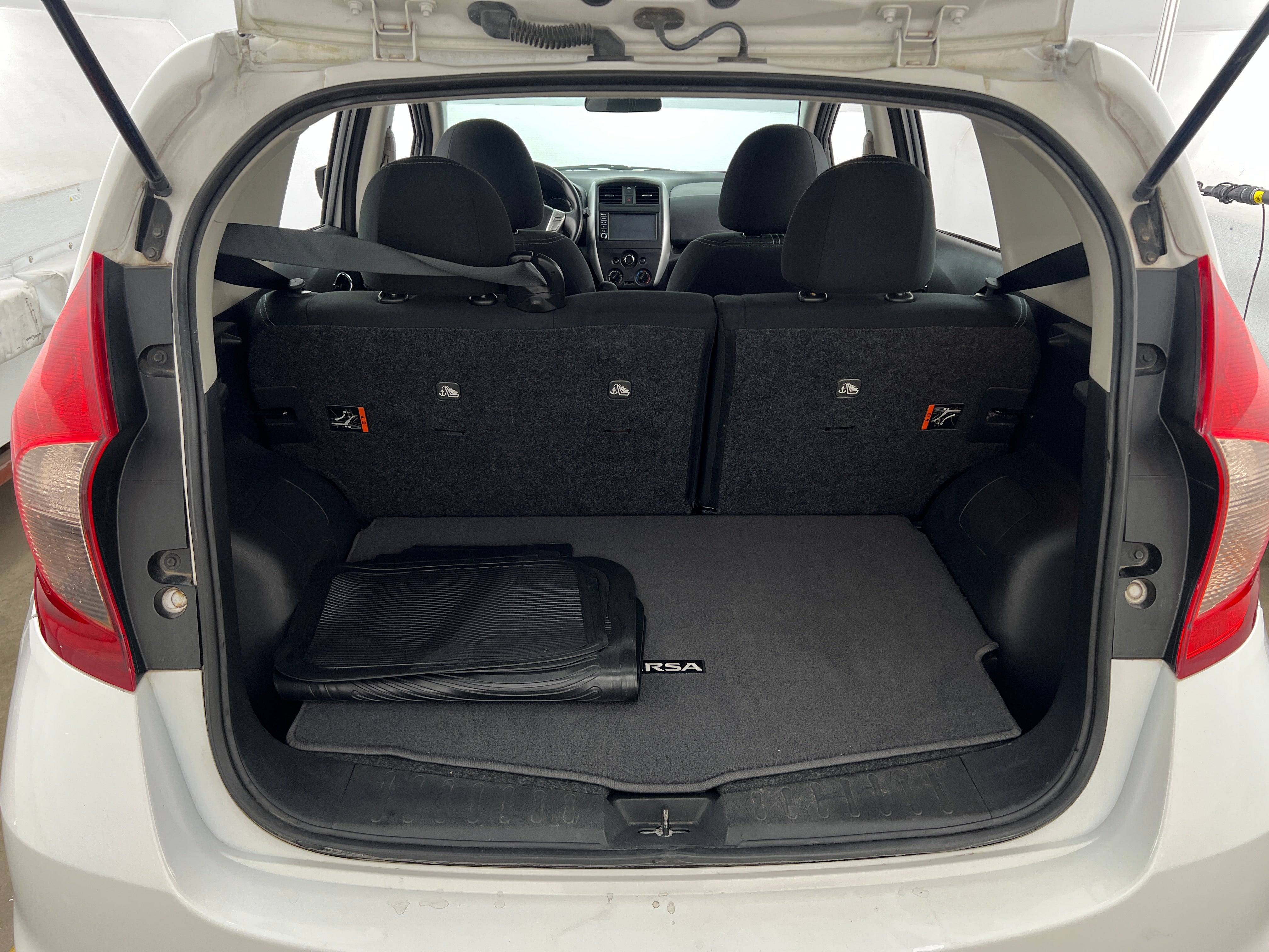2019 Nissan Versa Note SV 7