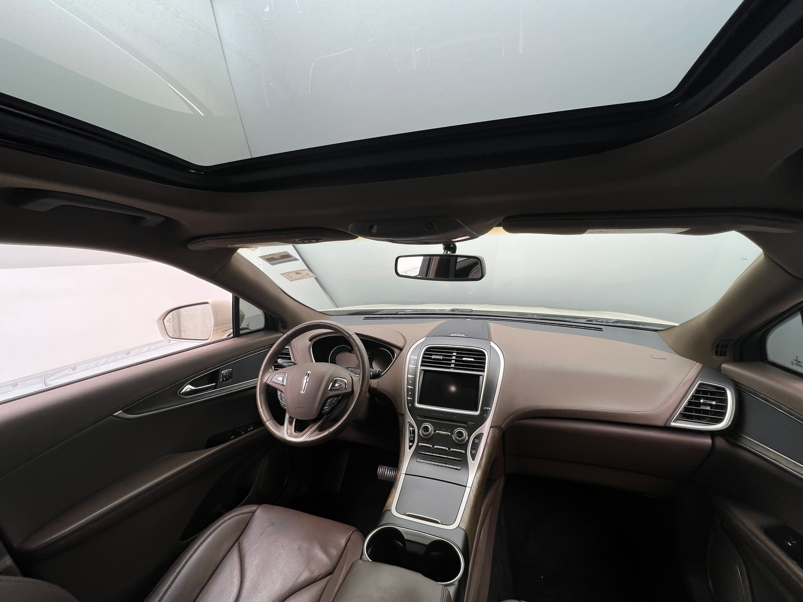 Thumbnail: 2016 Lincoln MKX - 2