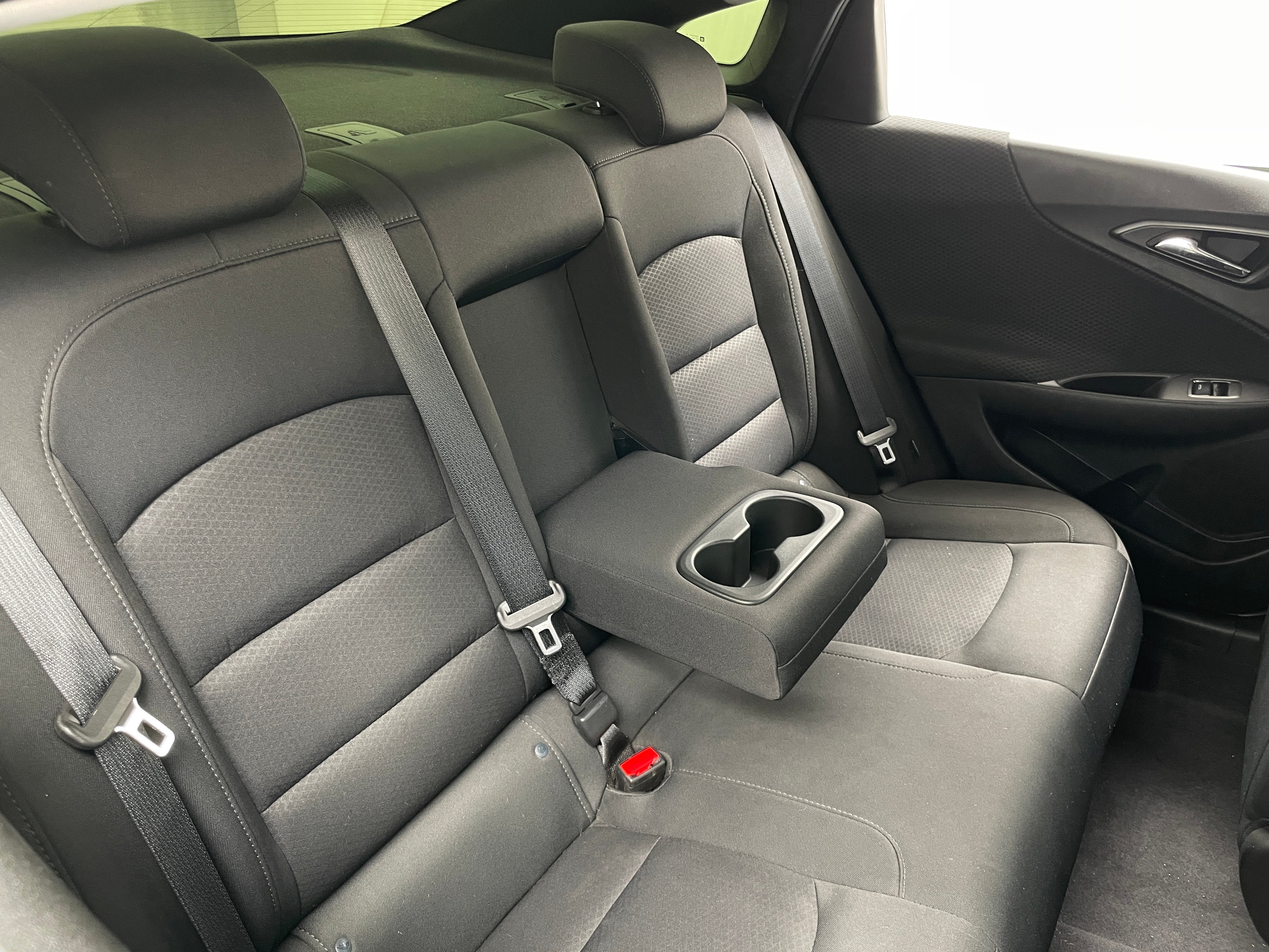 2018 Chevrolet Malibu LS 6