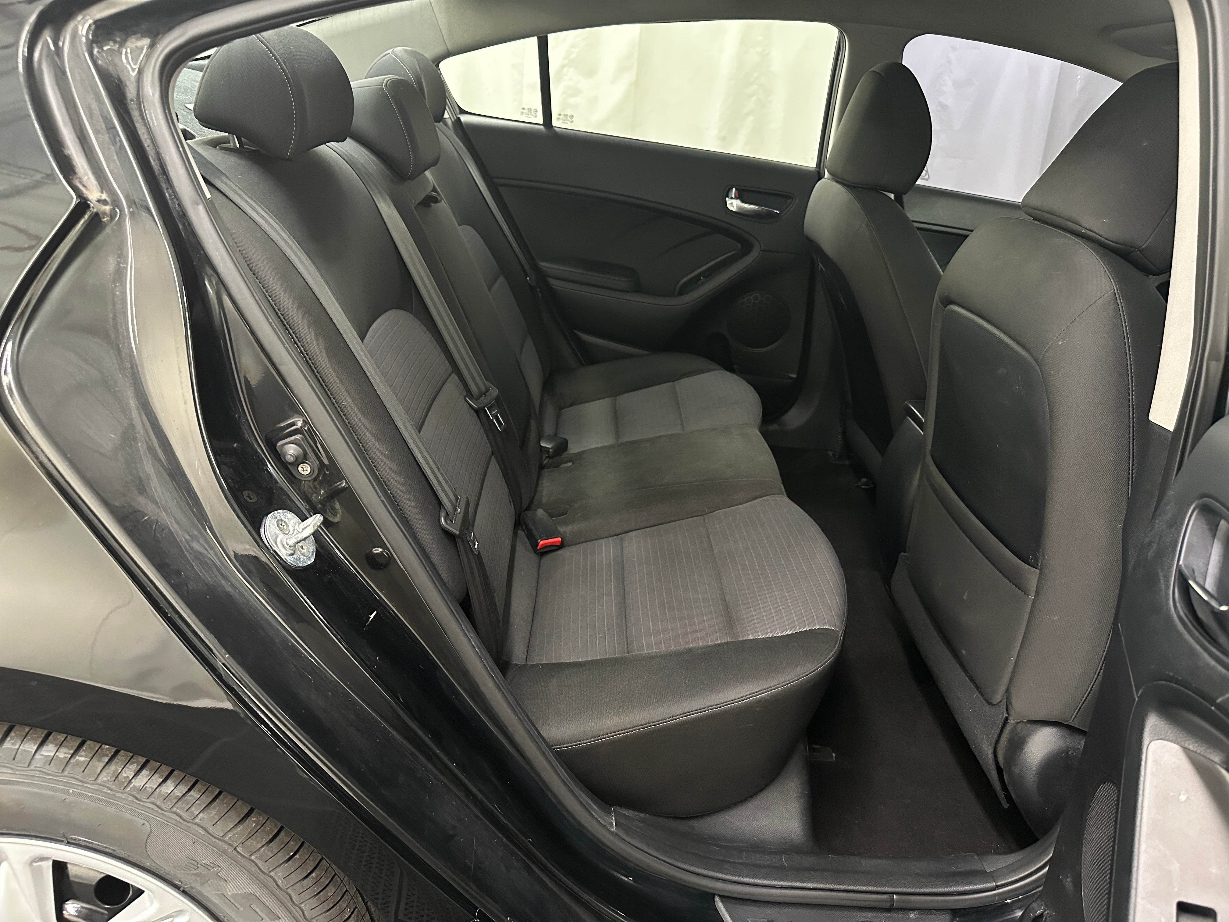 2016 Kia Forte LX 6