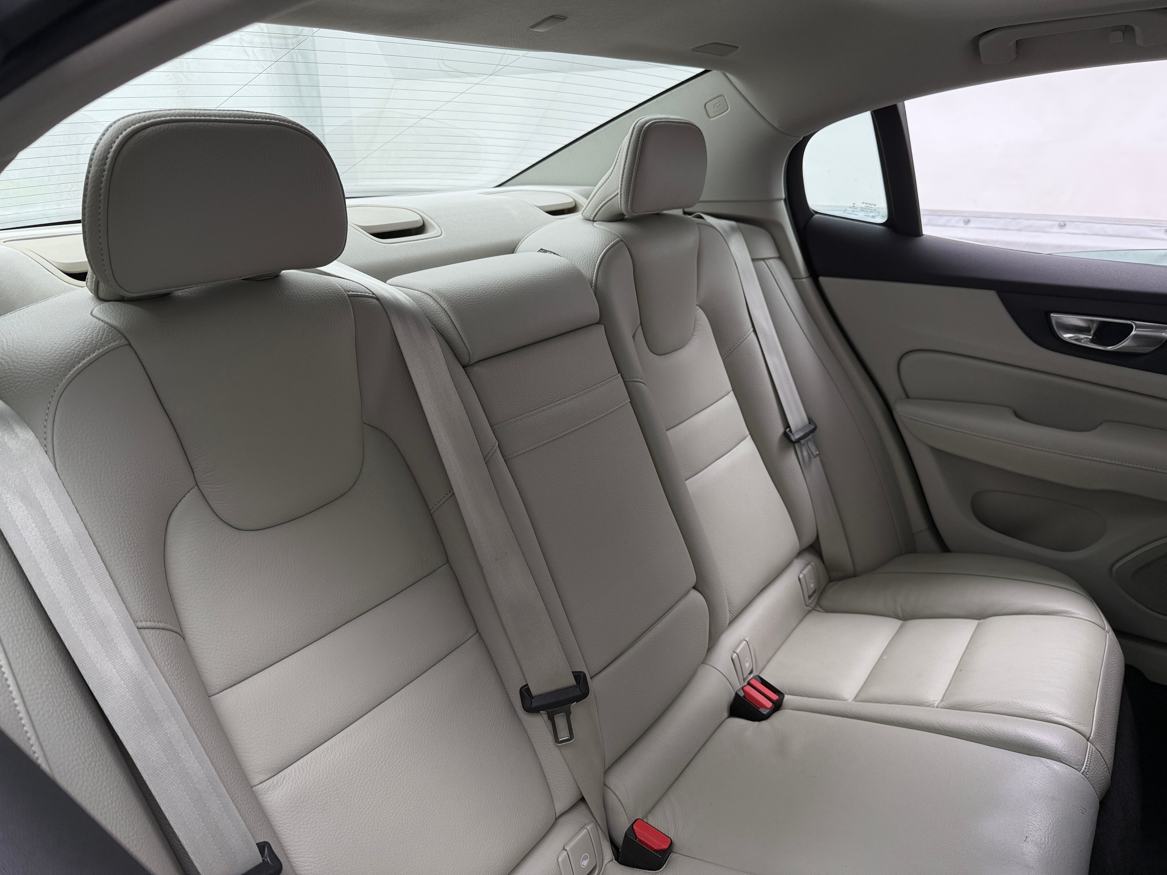 2022 Volvo S60 T8 Inscription 5