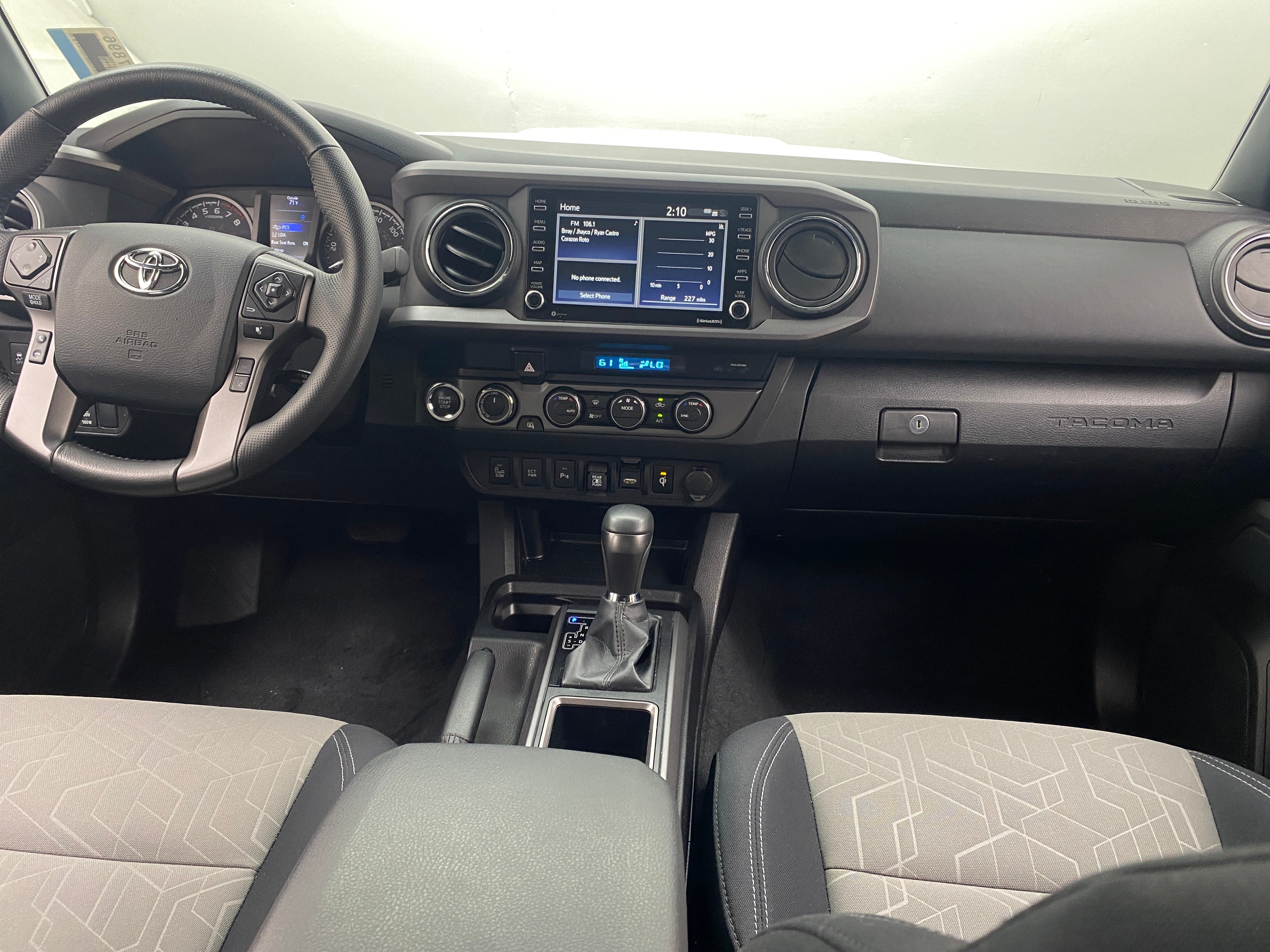 2023 Toyota Tacoma TRD Sport 3