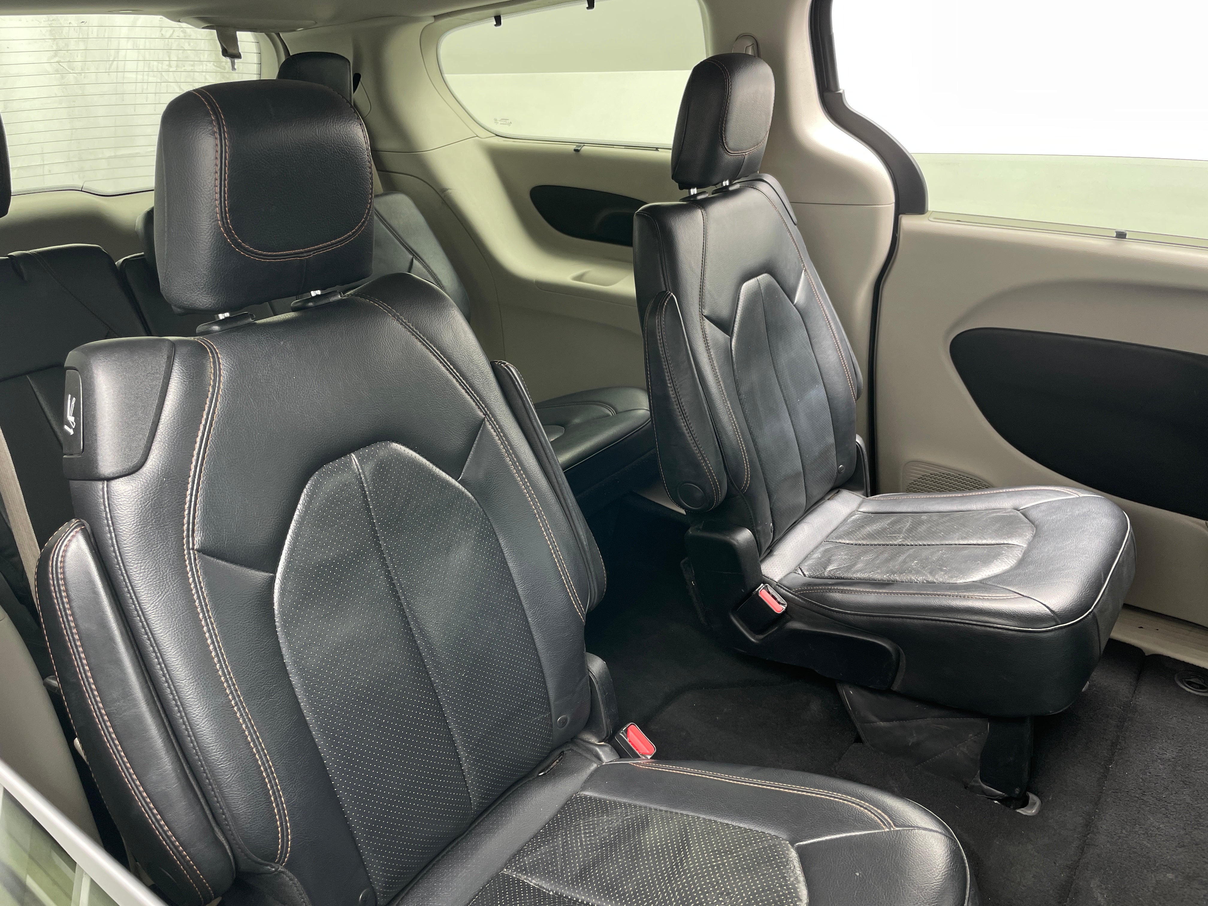 2018 Chrysler Pacifica Touring L 5