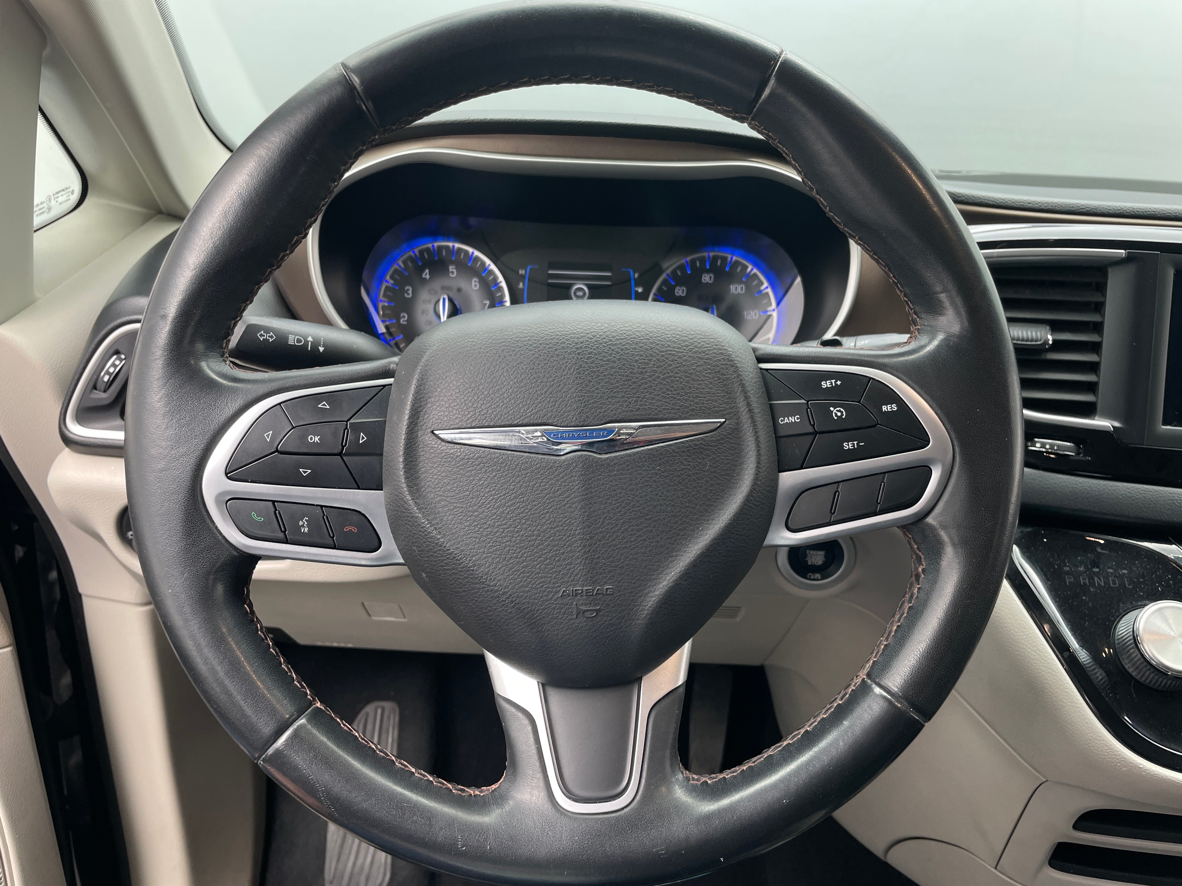 2018 Chrysler Pacifica Touring L 4